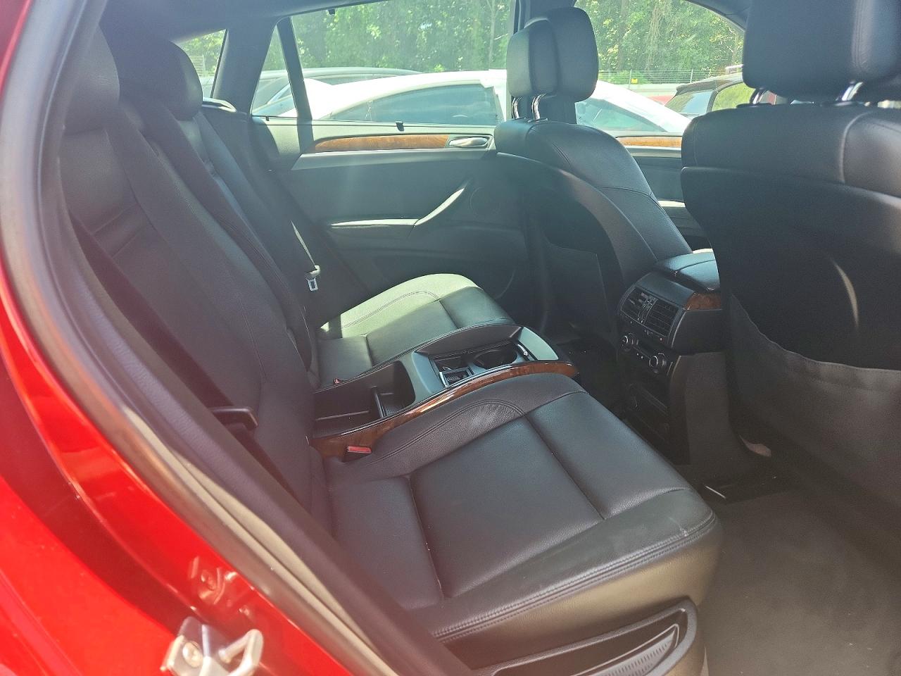 2011 Bmw X6 Xdrive35i Burgundy vin: 5UXFG2C59BLX07364