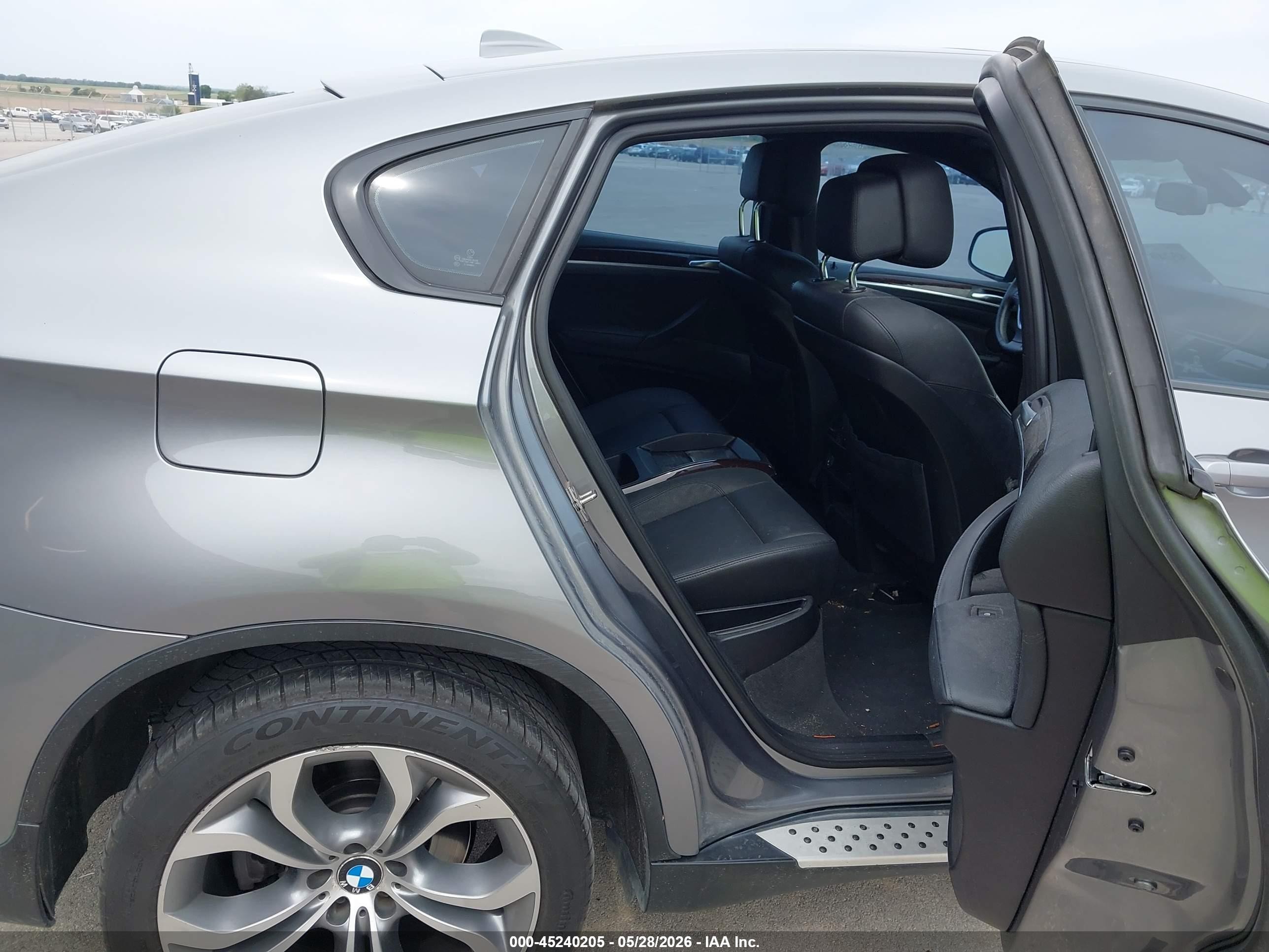 2011 Bmw X6 Xdrive50i Silver vin: 5UXFG8C5XBLZ96595