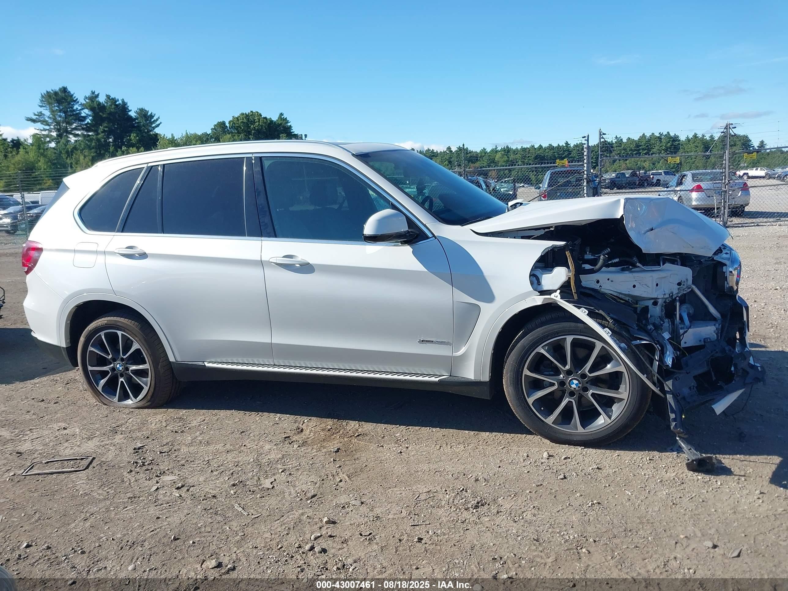 2017 Bmw X5 Xdrive35i White vin: 5UXKR0C37H0V77624