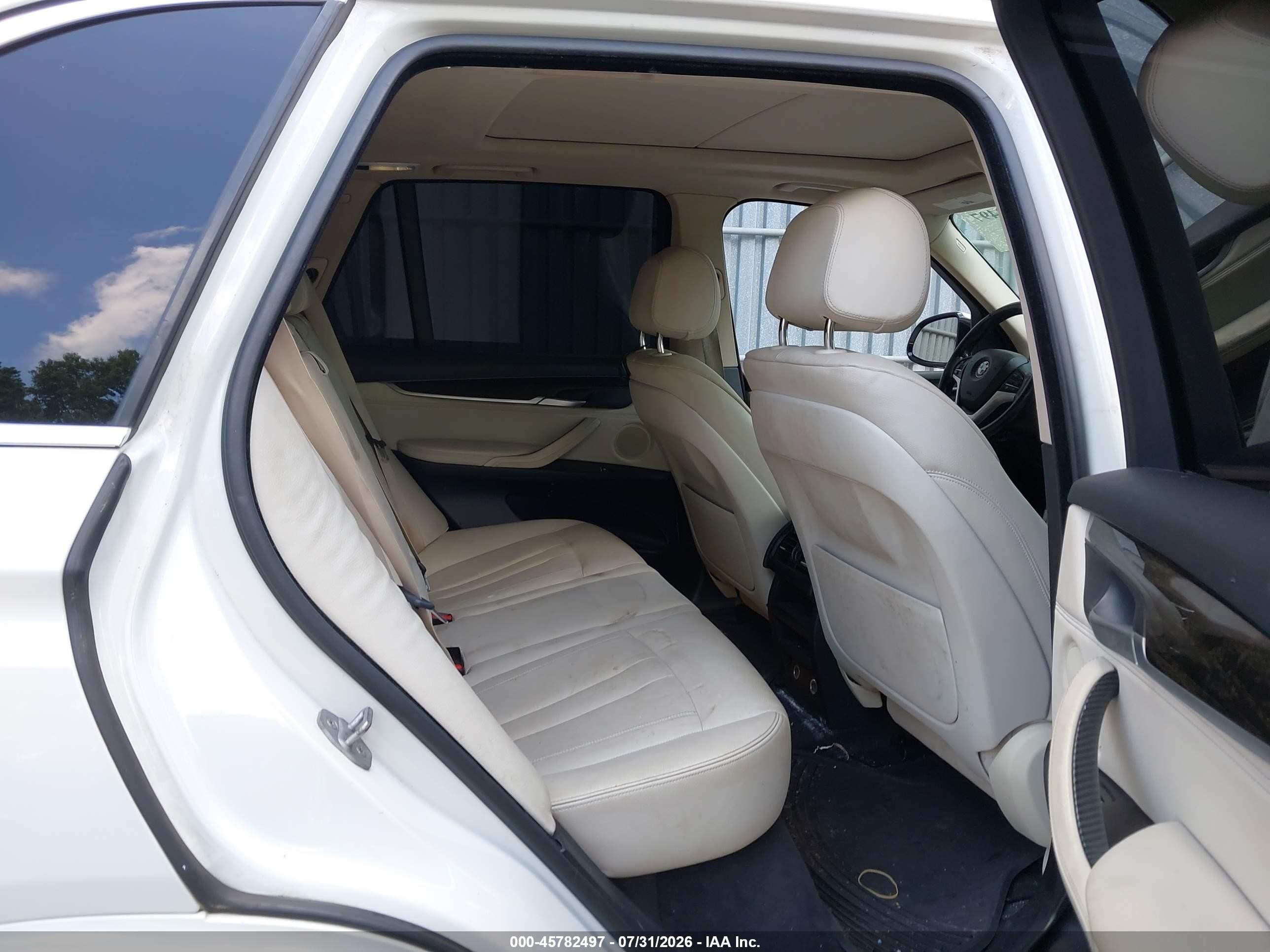 2014 Bmw X5 Xdrive35i White vin: 5UXKR0C51E0C28362