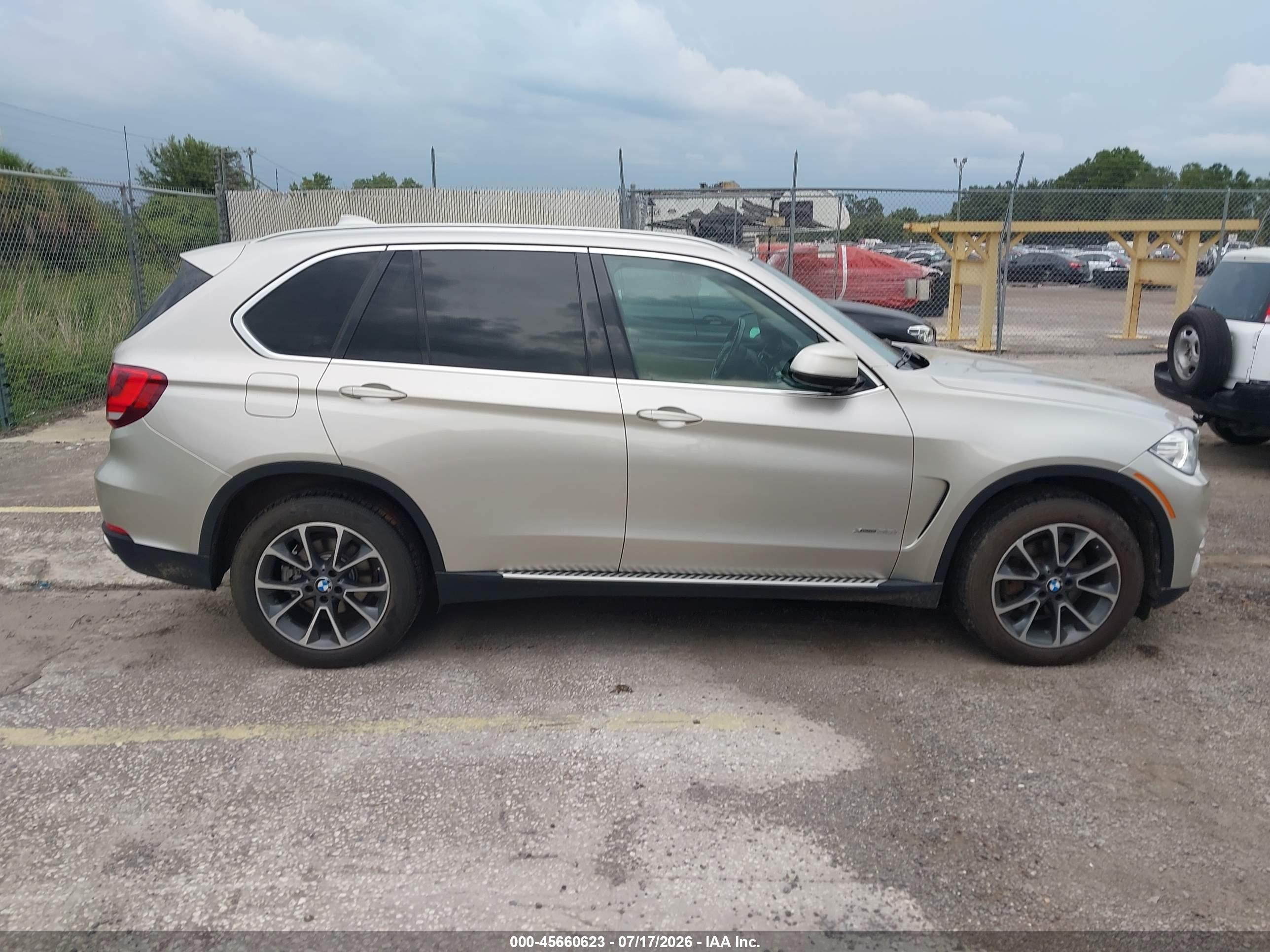 2015 Bmw X5 Xdrive35i Золотой vin: 5UXKR0C51F0K68374
