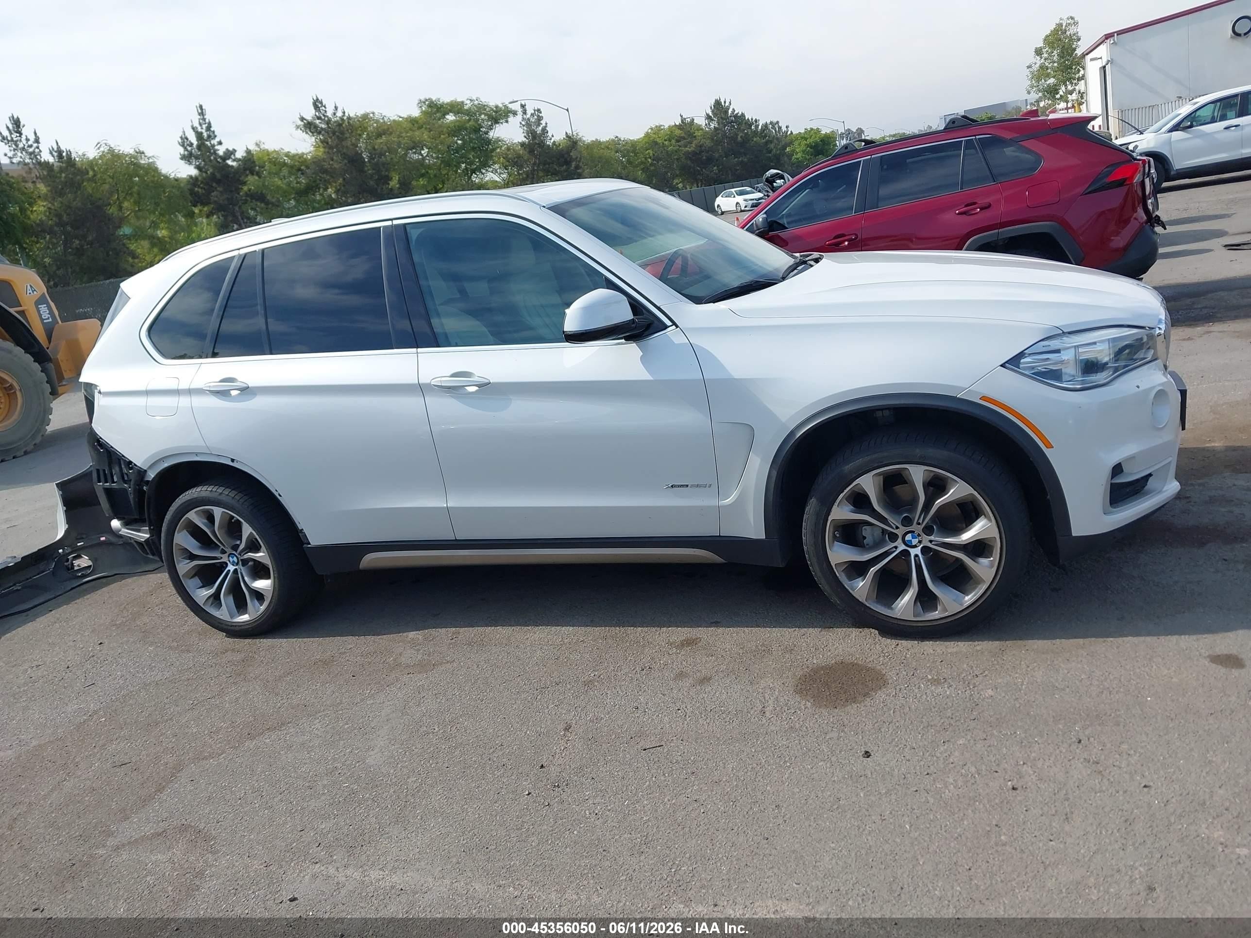 2015 Bmw X5 Xdrive35i White vin: 5UXKR0C51F0P12191