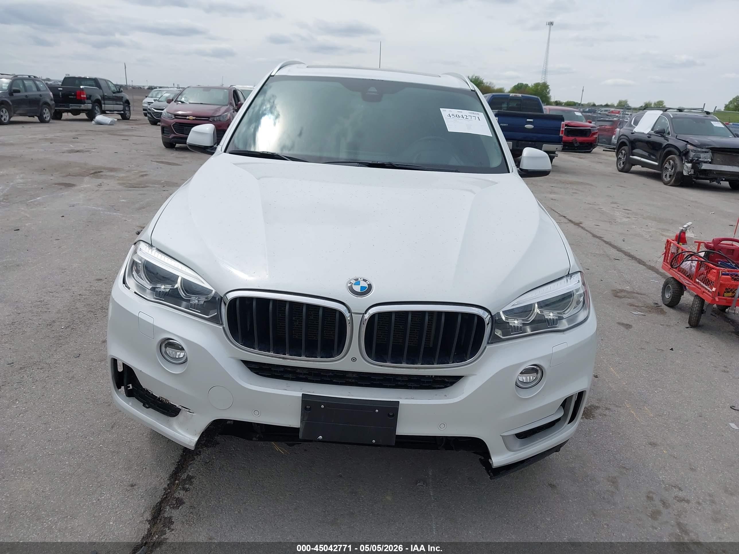 2015 Bmw X5 Xdrive35i White vin: 5UXKR0C52F0P07159