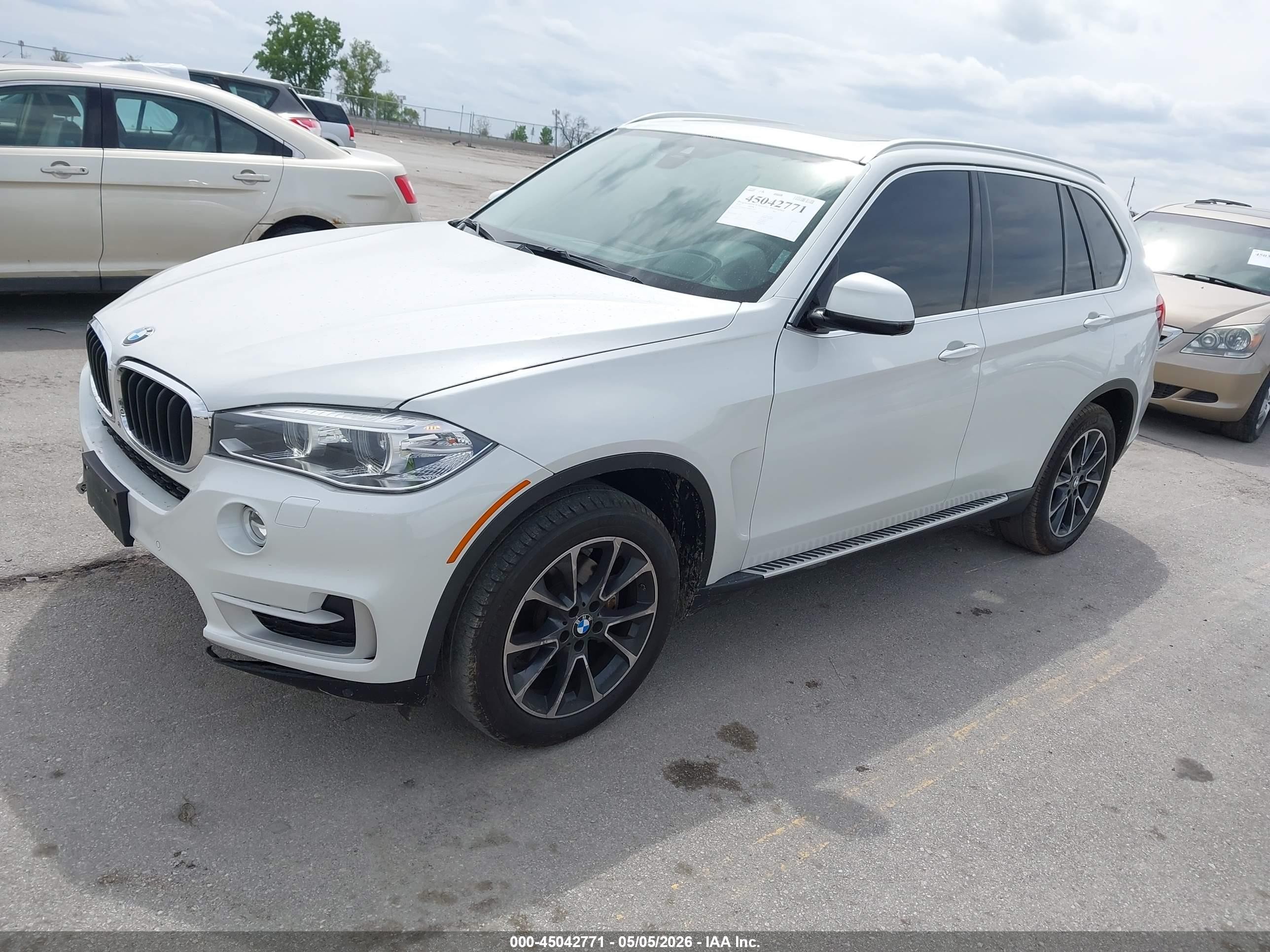 2015 Bmw X5 Xdrive35i White vin: 5UXKR0C52F0P07159