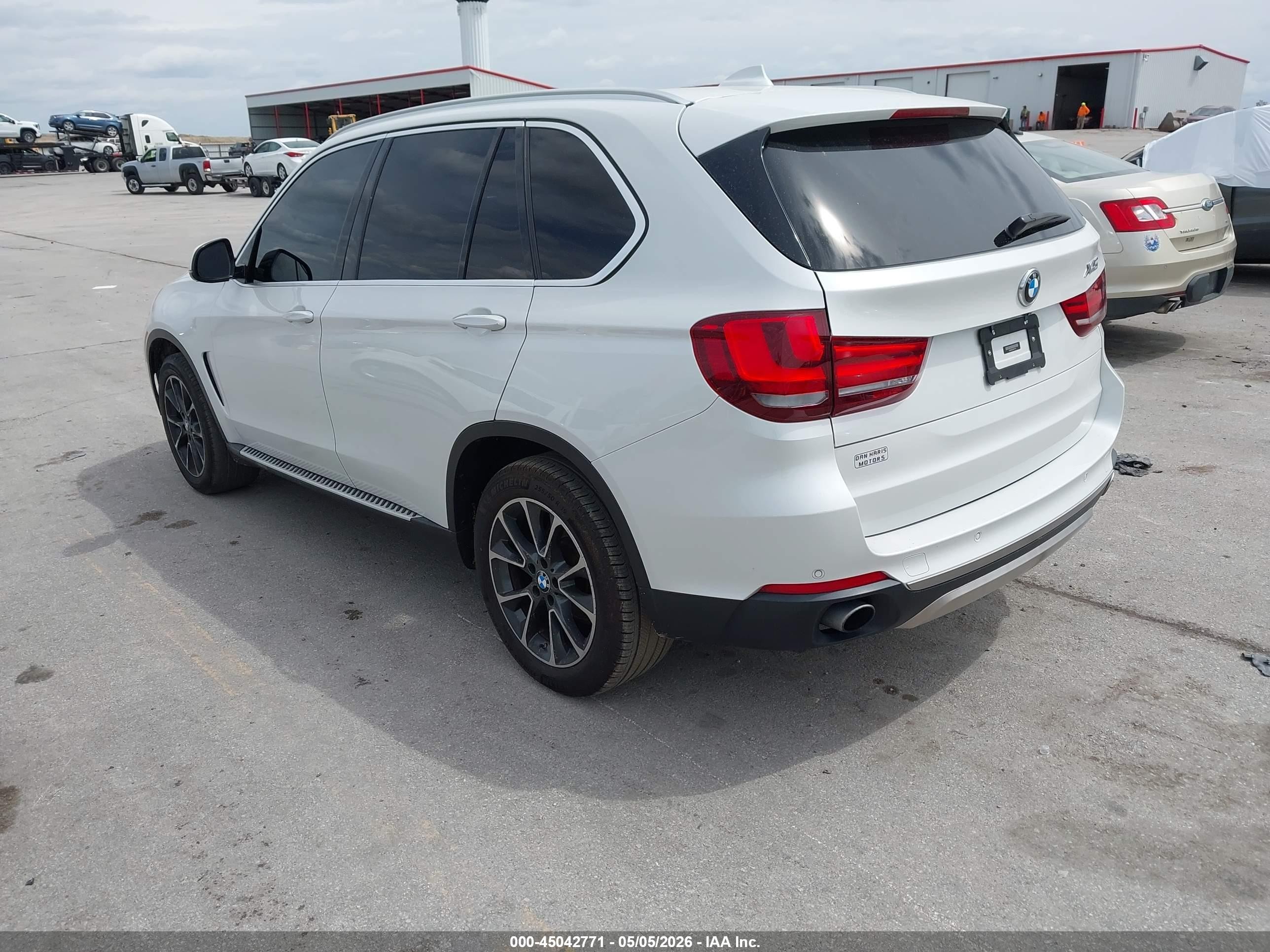 2015 Bmw X5 Xdrive35i White vin: 5UXKR0C52F0P07159