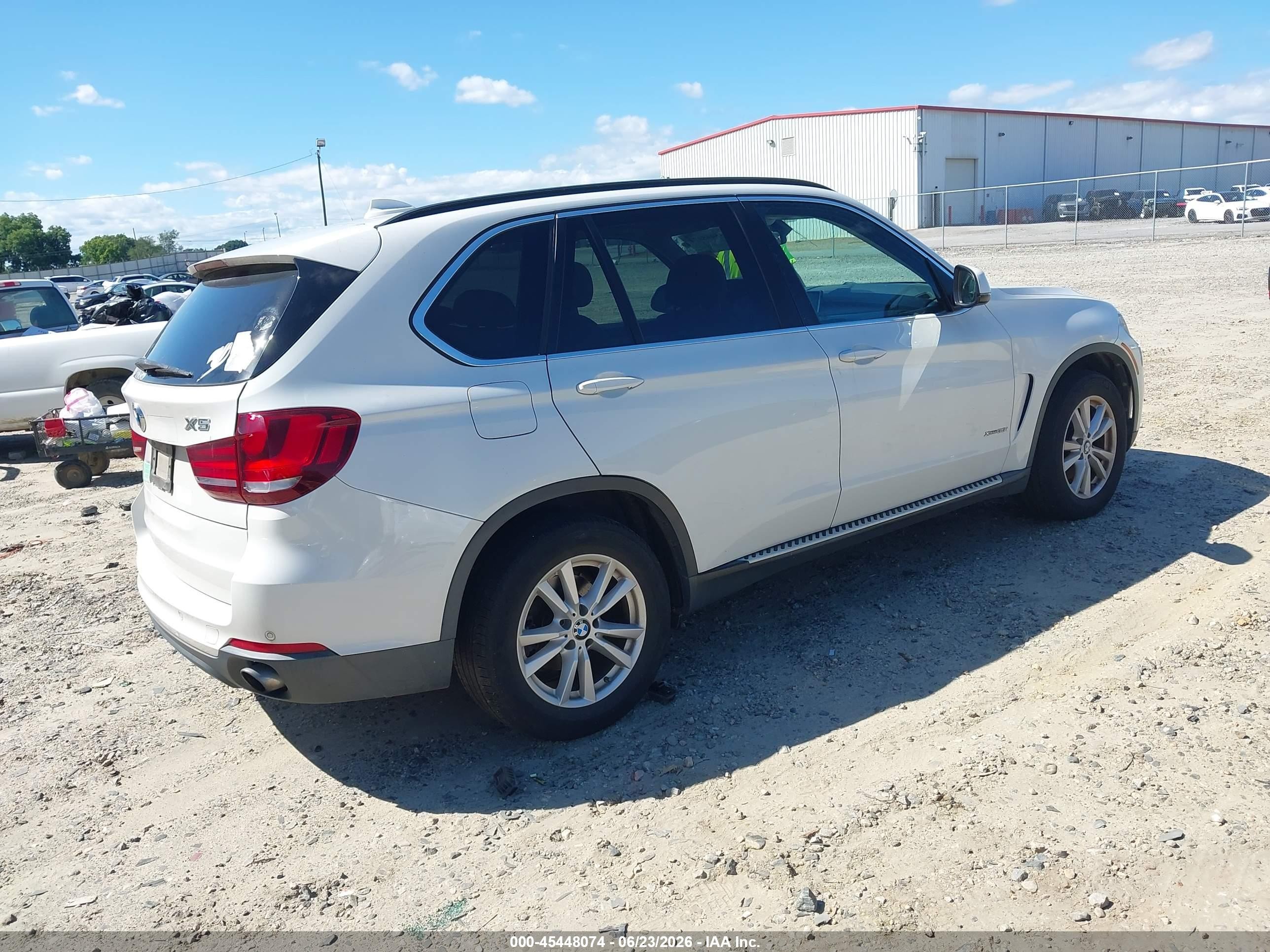 2015 Bmw X5 Xdrive35i White vin: 5UXKR0C52F0P11437