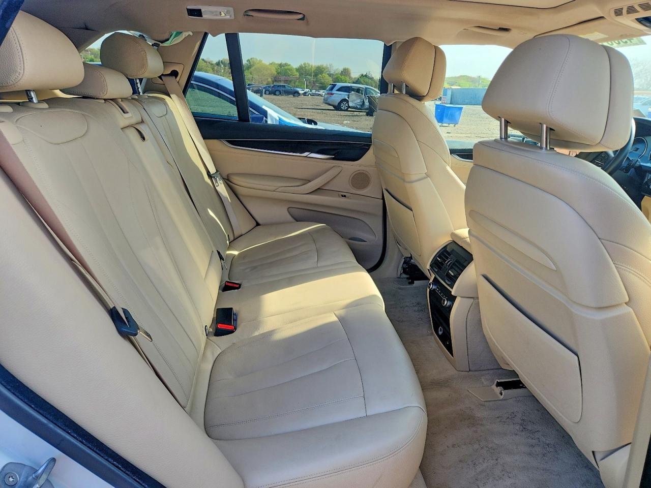 2015 Bmw X5 Xdrive35i Белый vin: 5UXKR0C52F0P14001