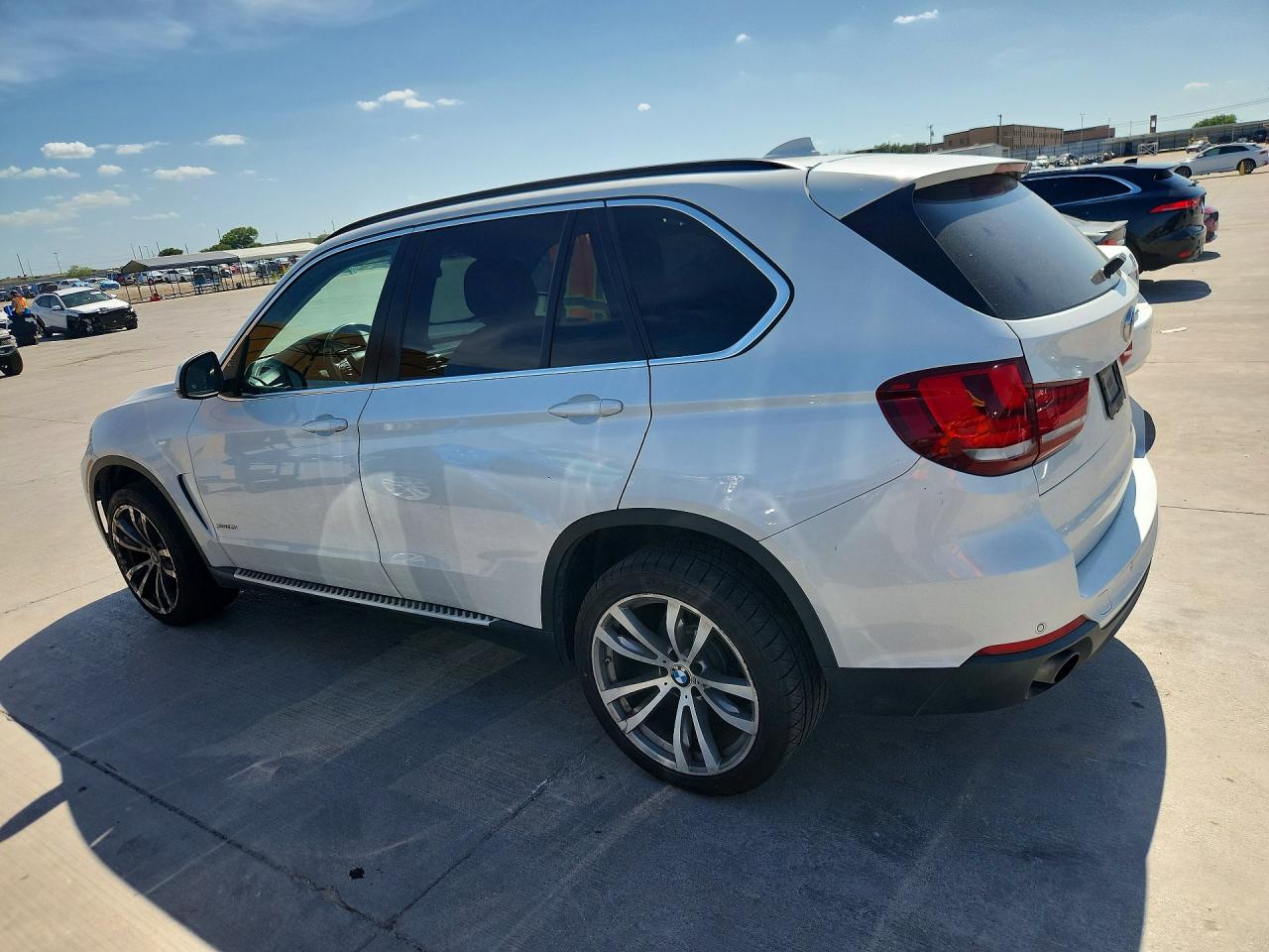 2015 Bmw X5 Xdrive35i White vin: 5UXKR0C53F0K52225
