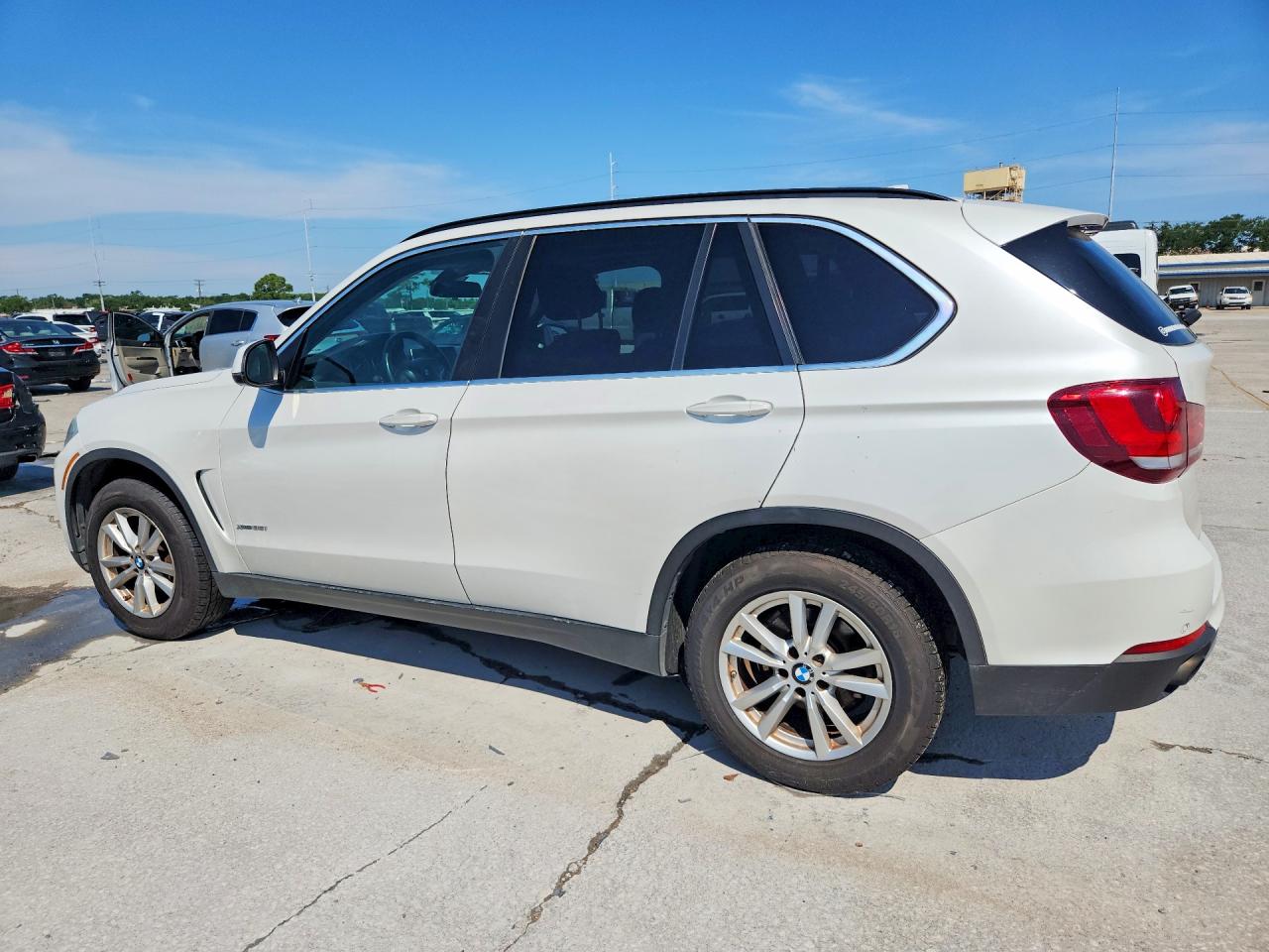 2015 Bmw X5 Xdrive35i Белый vin: 5UXKR0C53F0K63063