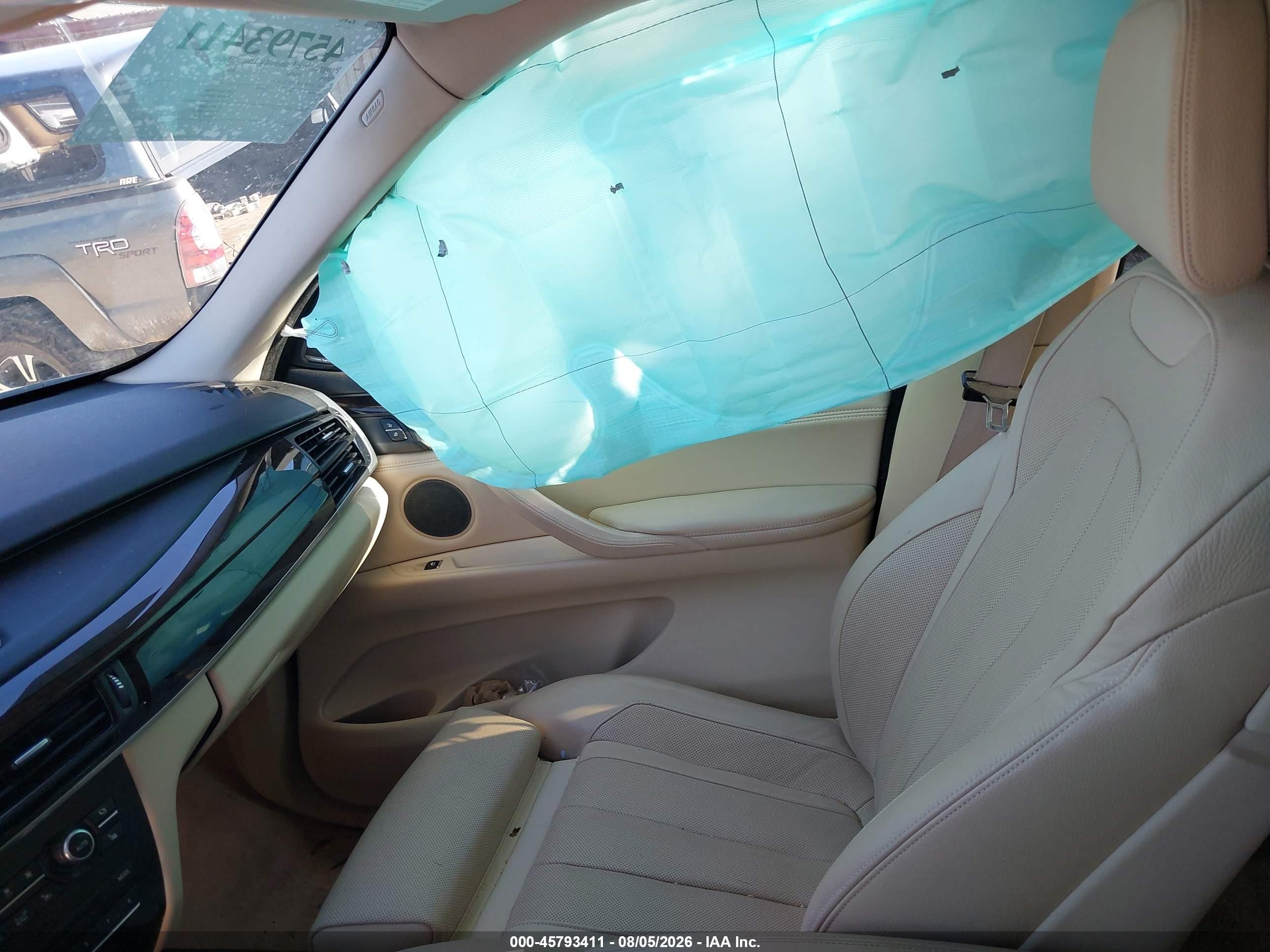 2014 Bmw X5 Xdrive35i Черный vin: 5UXKR0C54E0H19704