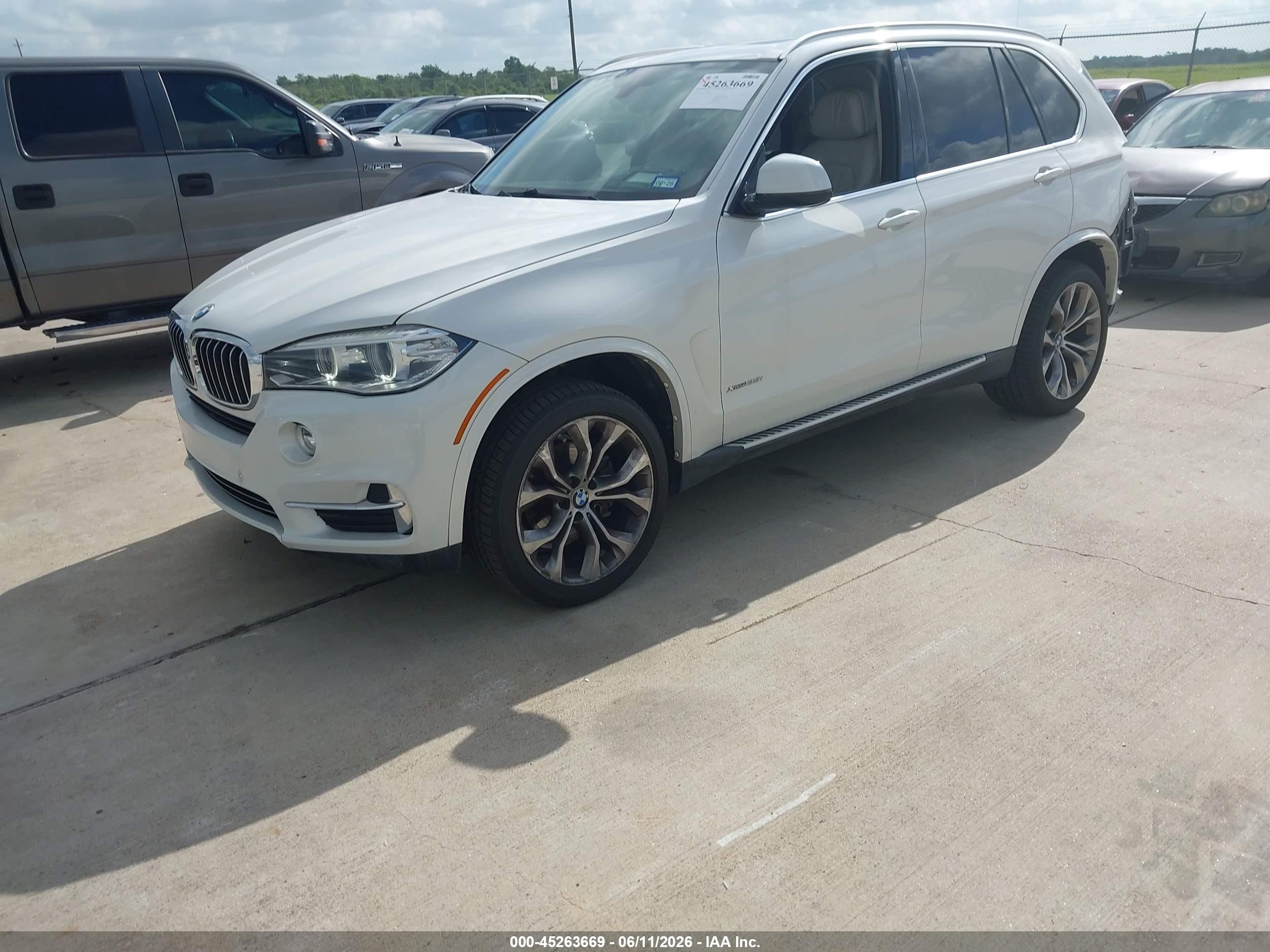 2014 Bmw X5 Xdrive35i White vin: 5UXKR0C55E0K48210