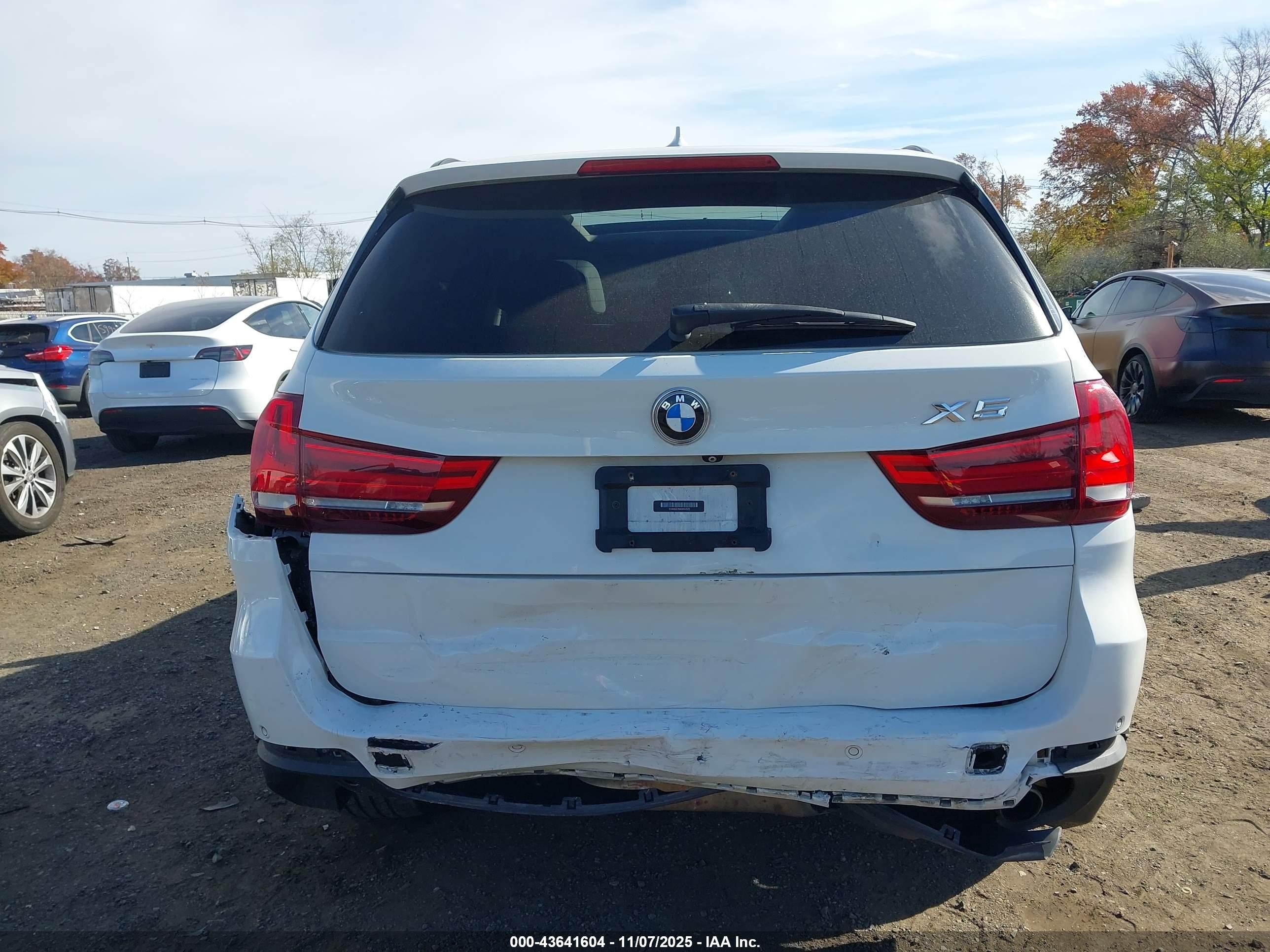 2015 Bmw X5 Xdrive35i White vin: 5UXKR0C55F0K52520