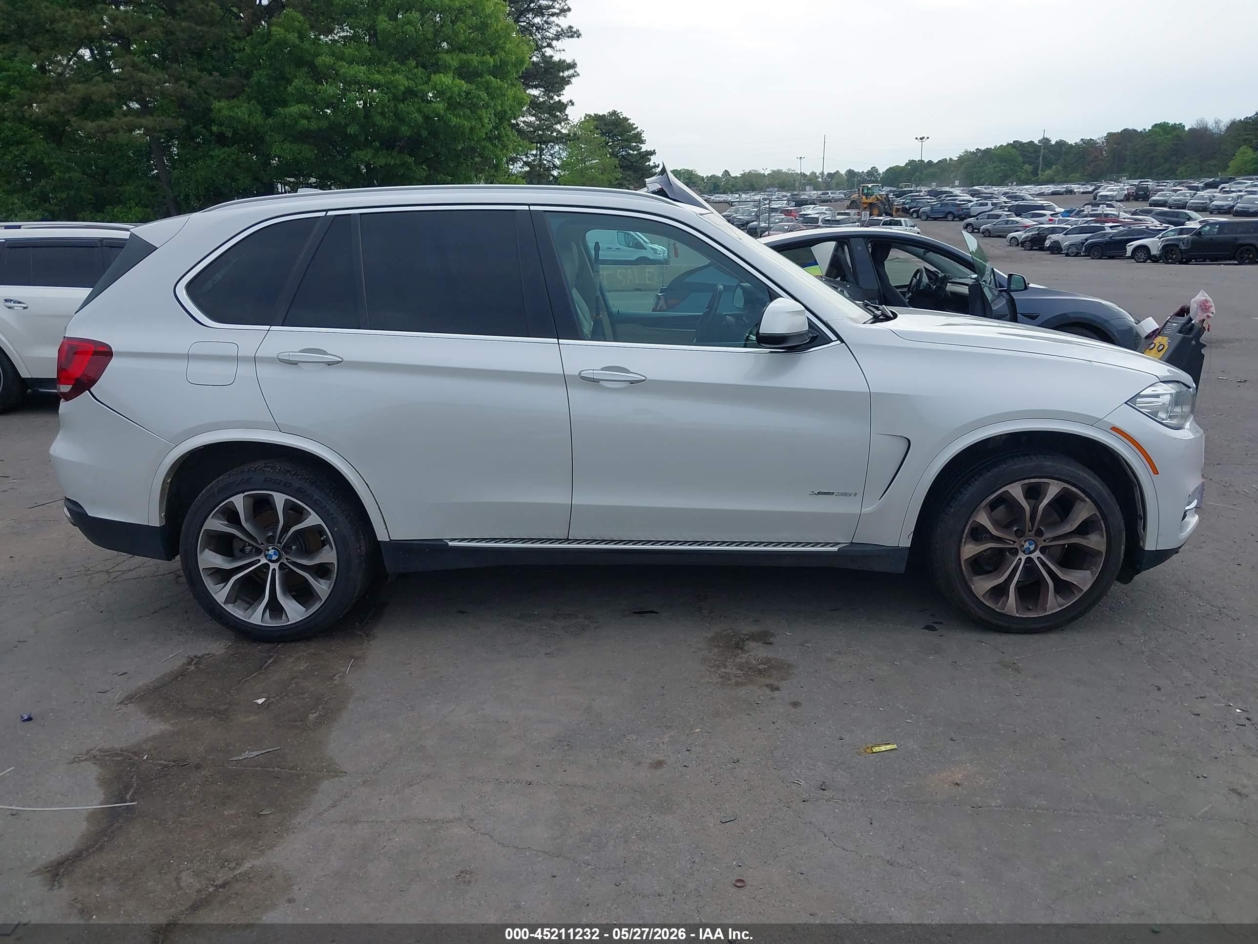 2015 Bmw X5 Xdrive35i White vin: 5UXKR0C56F0P03583