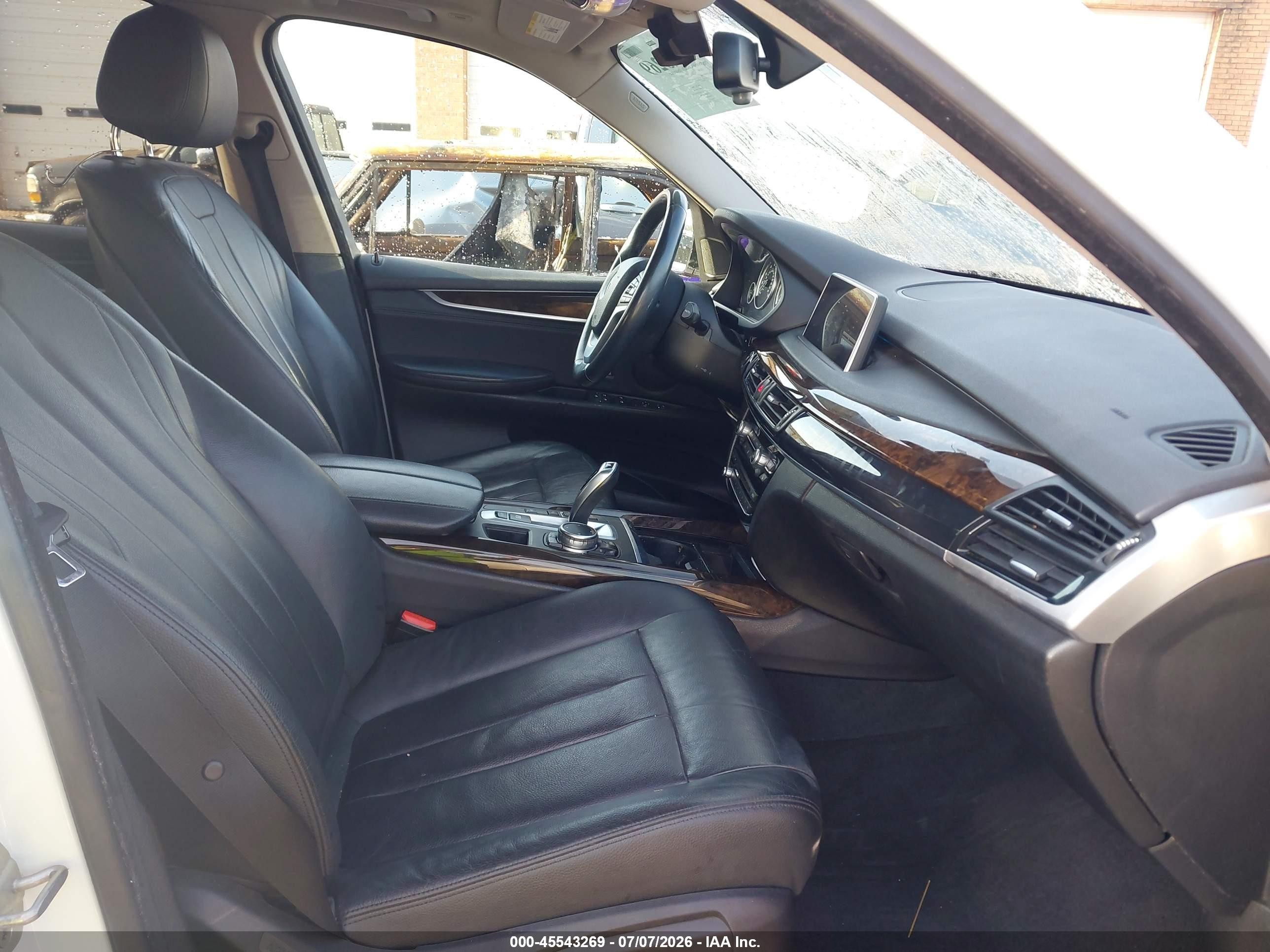 2015 Bmw X5 Xdrive35i White vin: 5UXKR0C56F0P05544