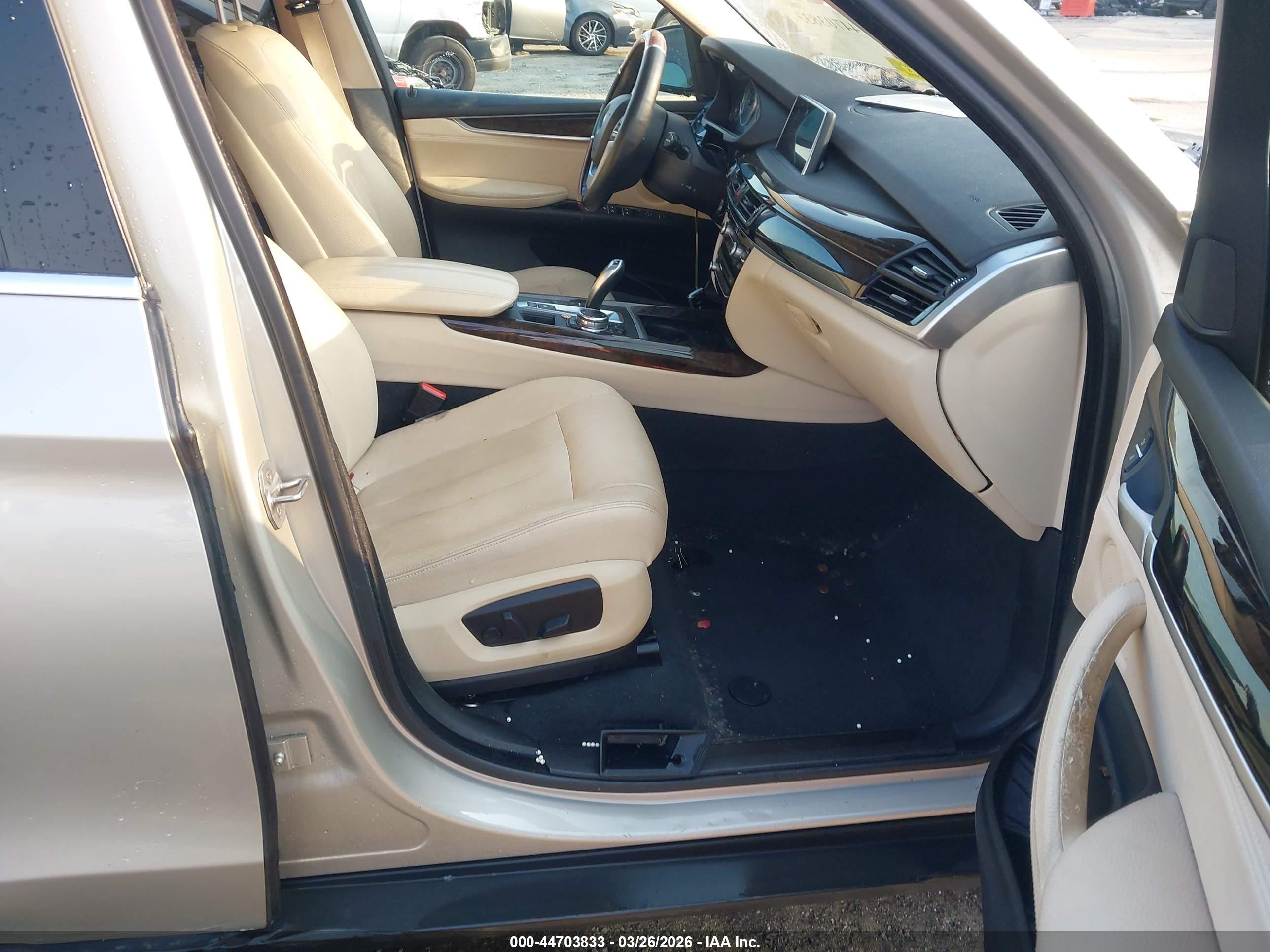 2016 Bmw X5 Xdrive35i Золотой vin: 5UXKR0C56G0P27545