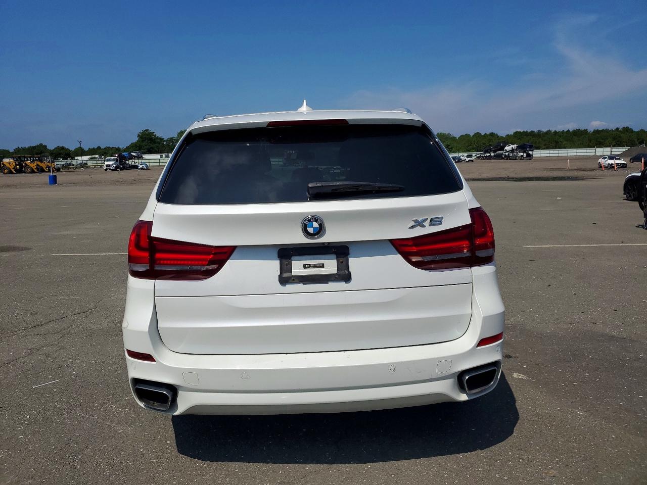 2015 Bmw X5 Xdrive35i White vin: 5UXKR0C57F0K56875