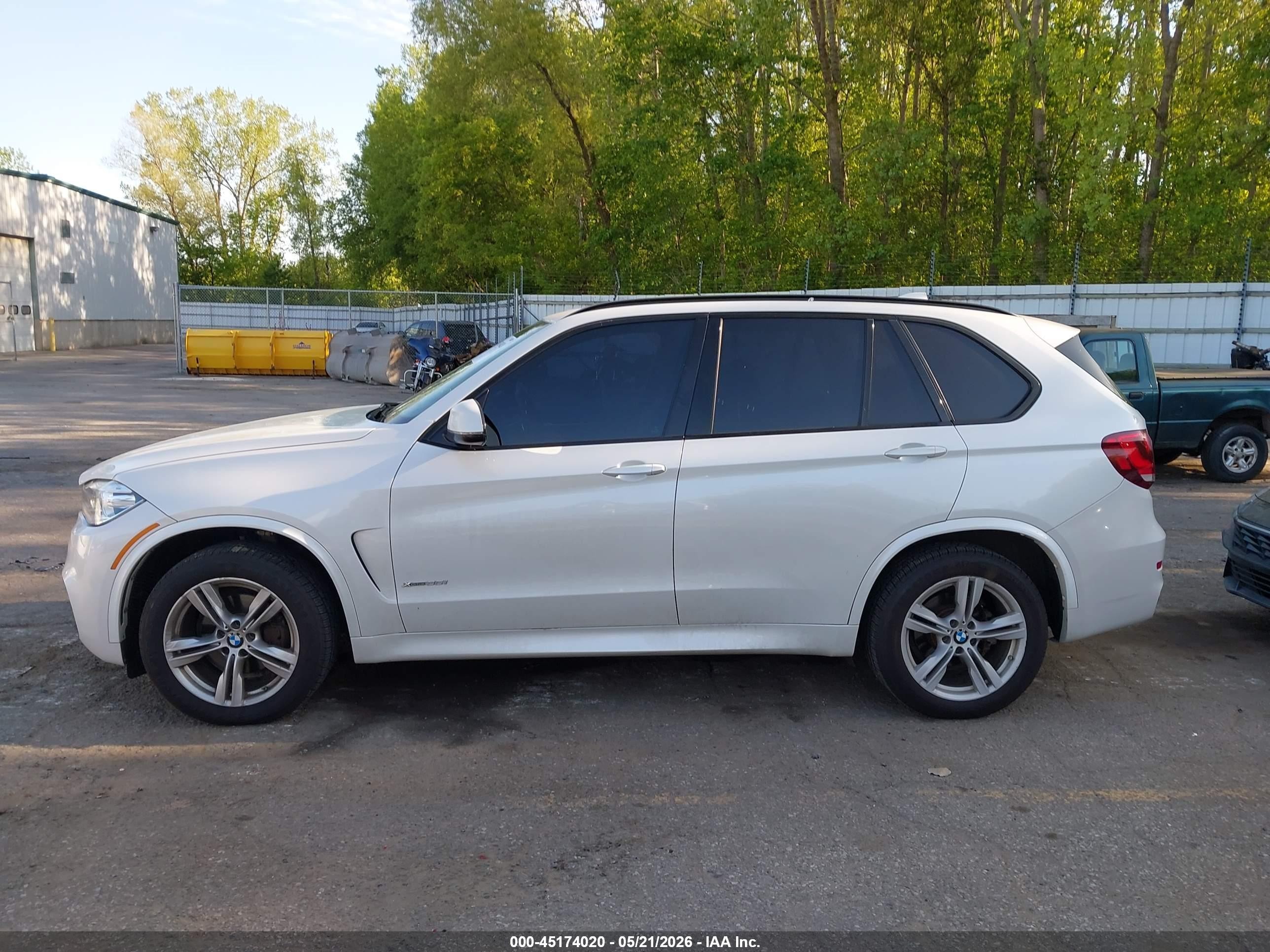 2015 Bmw X5 Xdrive35i White vin: 5UXKR0C57F0K67648
