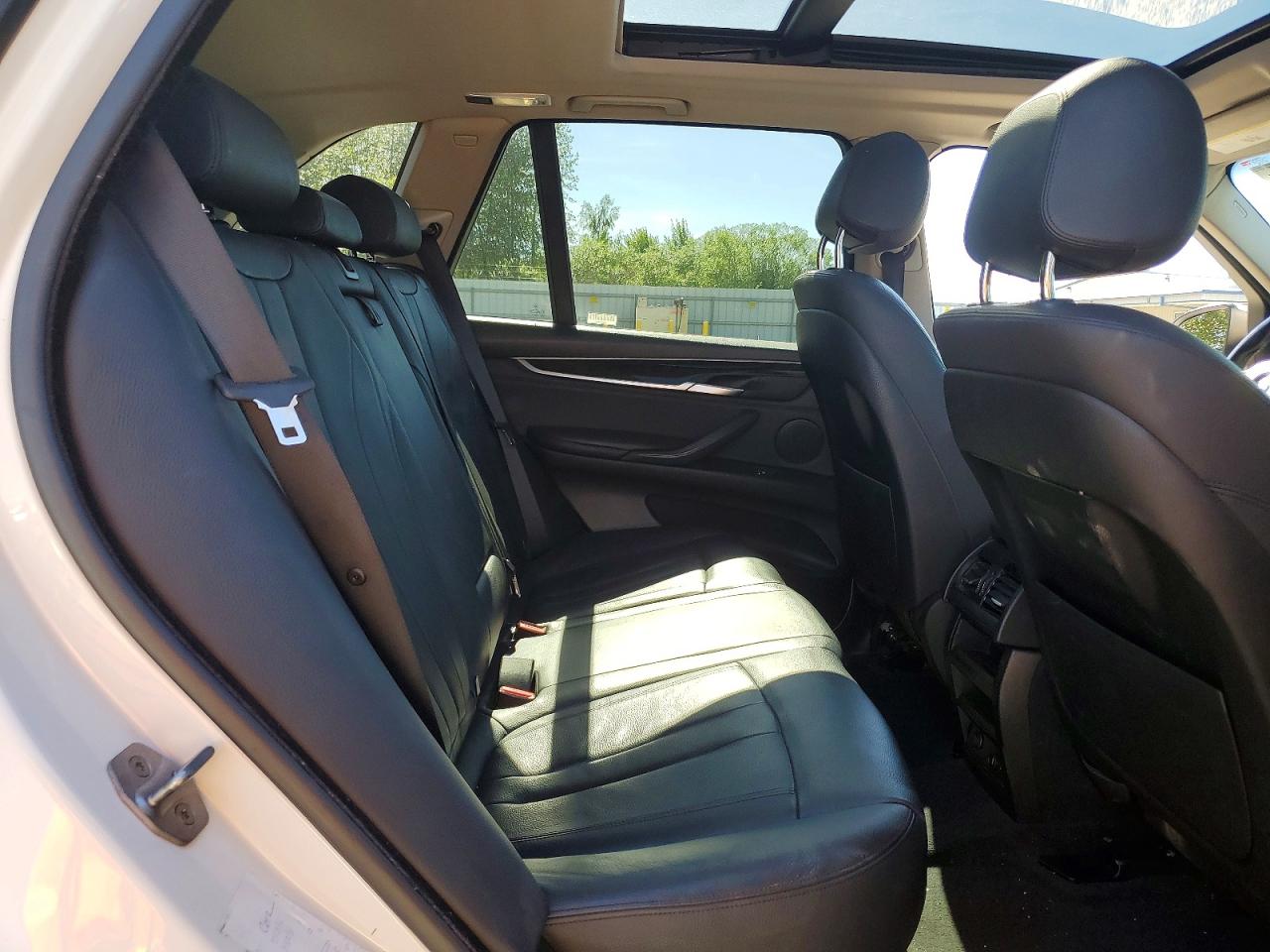 2015 Bmw X5 Xdrive35i White vin: 5UXKR0C57F0P05231