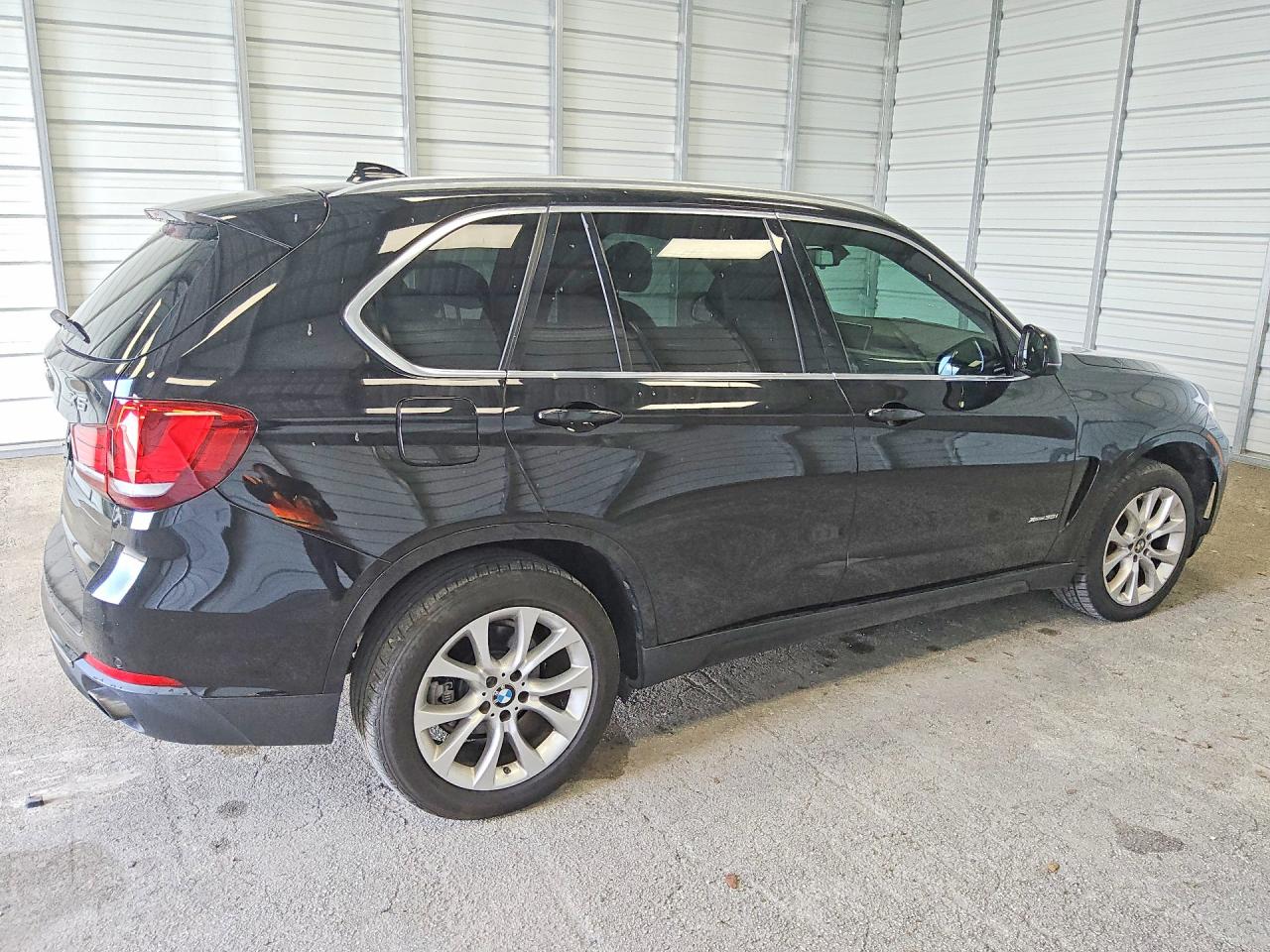 2015 Bmw X5 Xdrive35i Черный vin: 5UXKR0C57F0P14494