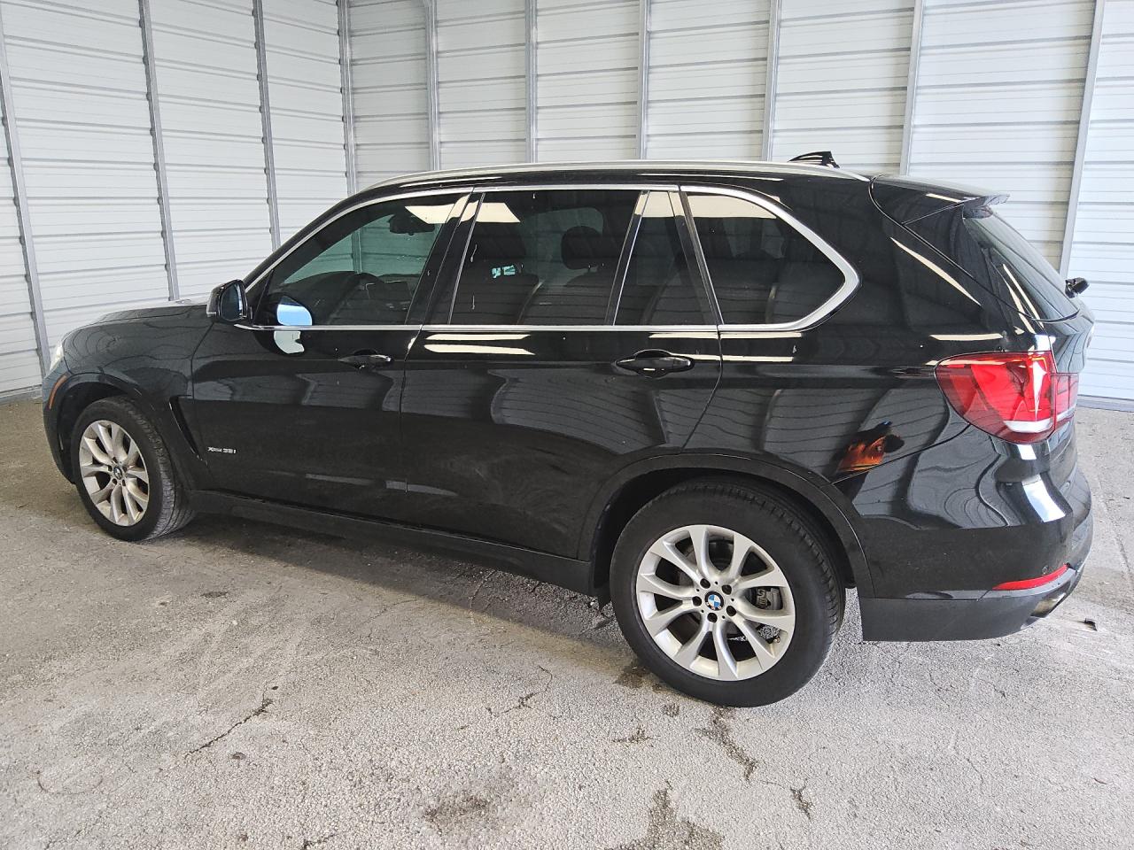 2015 Bmw X5 Xdrive35i Черный vin: 5UXKR0C57F0P14494 Damage: Left Front Door, Chipped, 3