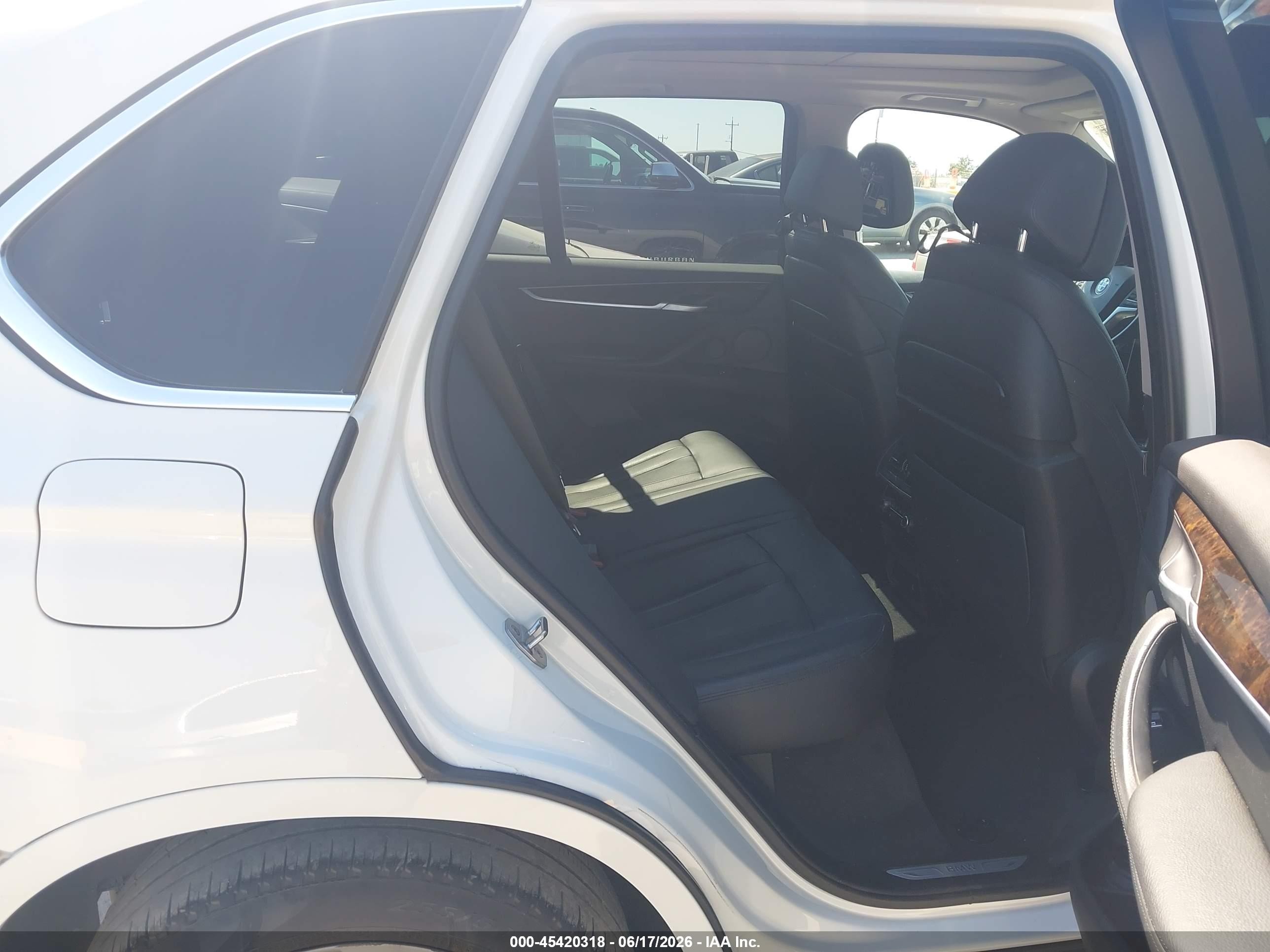 2015 Bmw X5 Xdrive35i White vin: 5UXKR0C57F0P16813