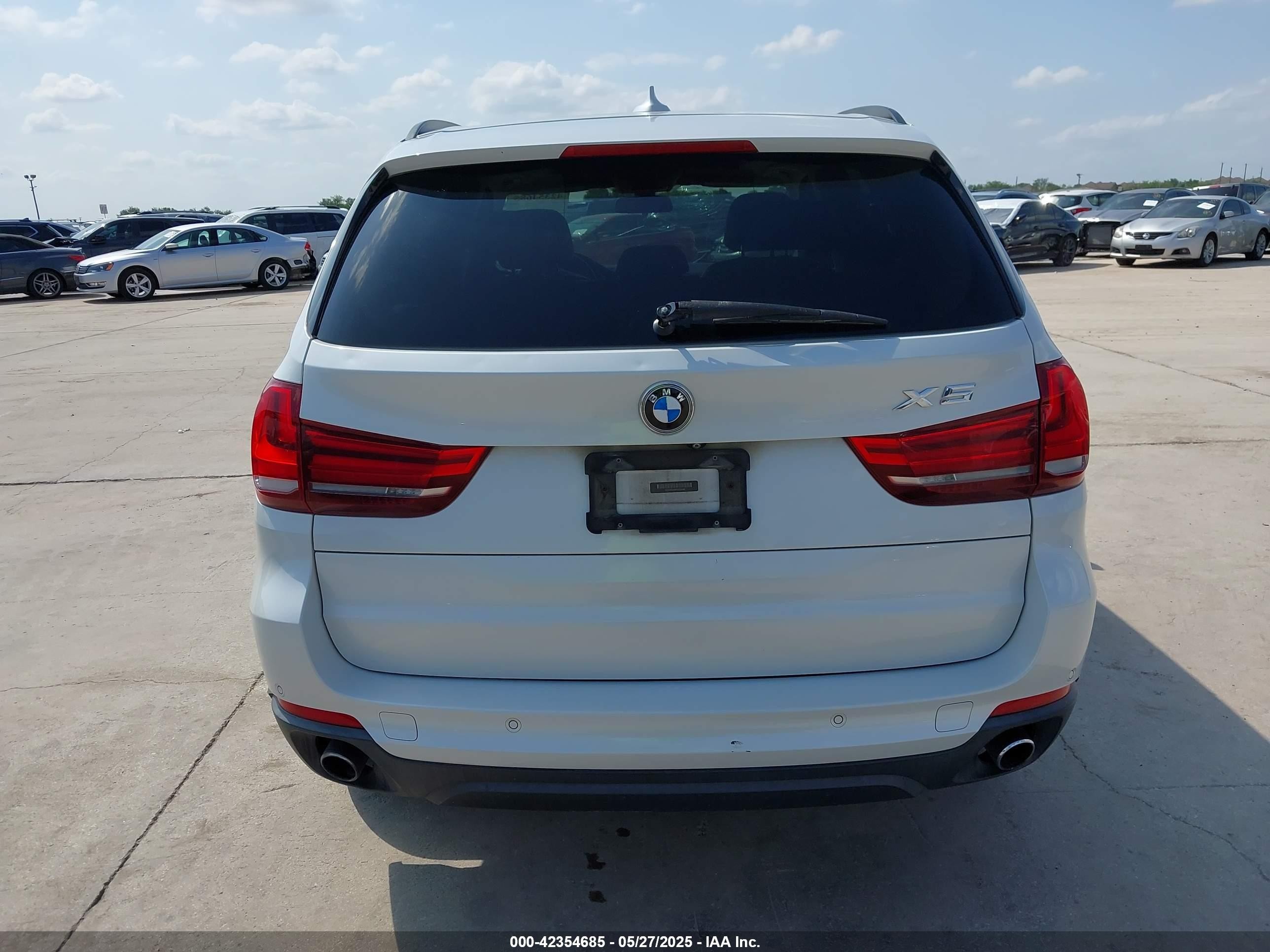 2015 Bmw X5 Xdrive35i White vin: 5UXKR0C58F0K60644
