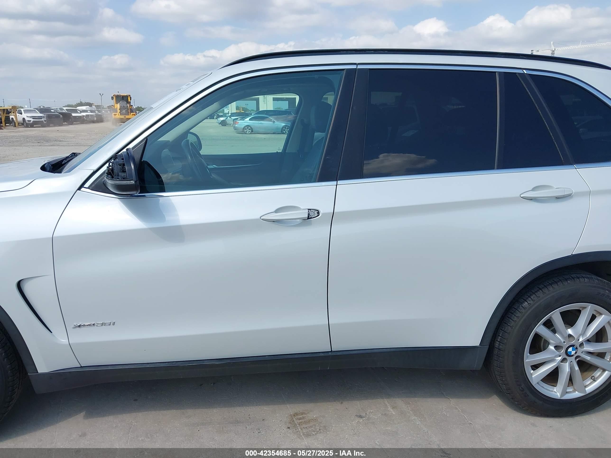 2015 Bmw X5 Xdrive35i White vin: 5UXKR0C58F0K60644