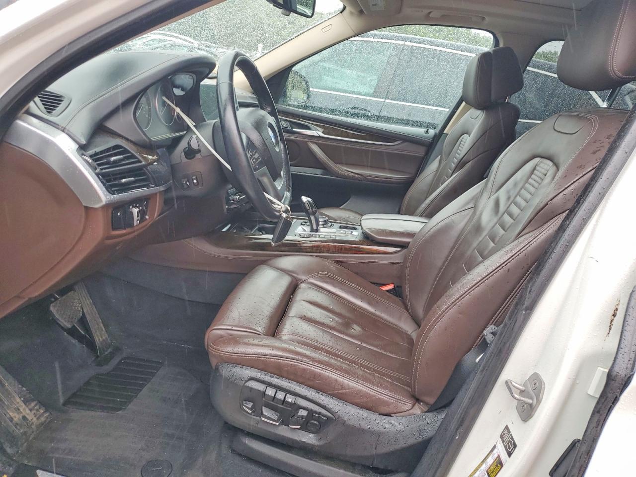 2015 Bmw X5 Xdrive35i Белый vin: 5UXKR0C59F0K52780