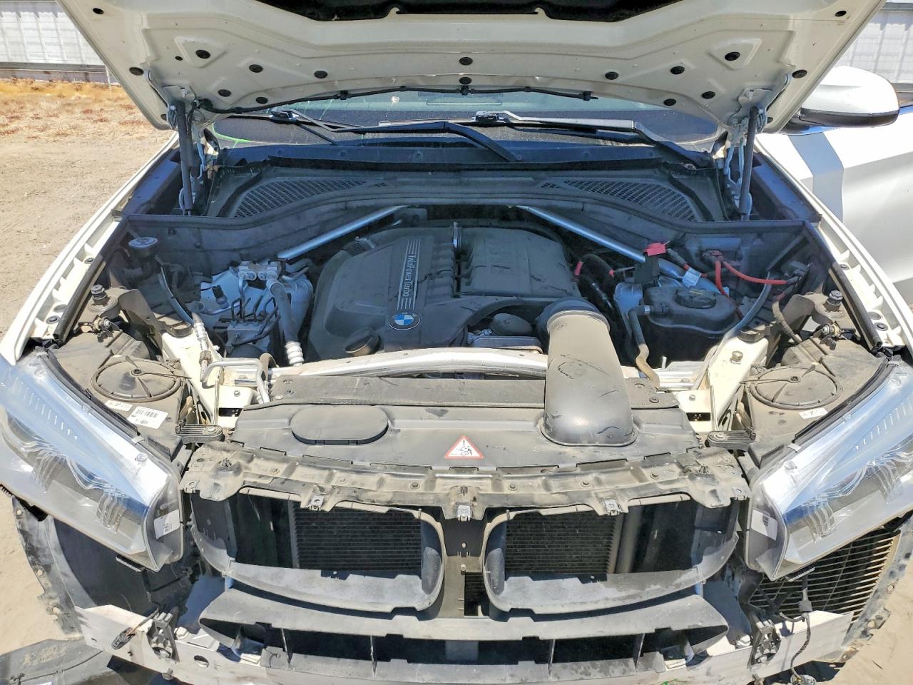 2015 Bmw X5 Xdrive35i White vin: 5UXKR0C59F0K55467