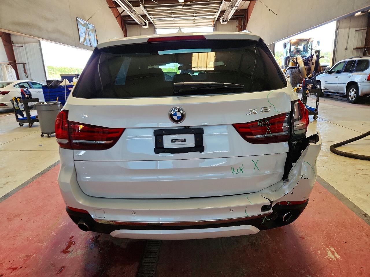 2015 Bmw X5 Xdrive35i Белый vin: 5UXKR0C59F0P12861