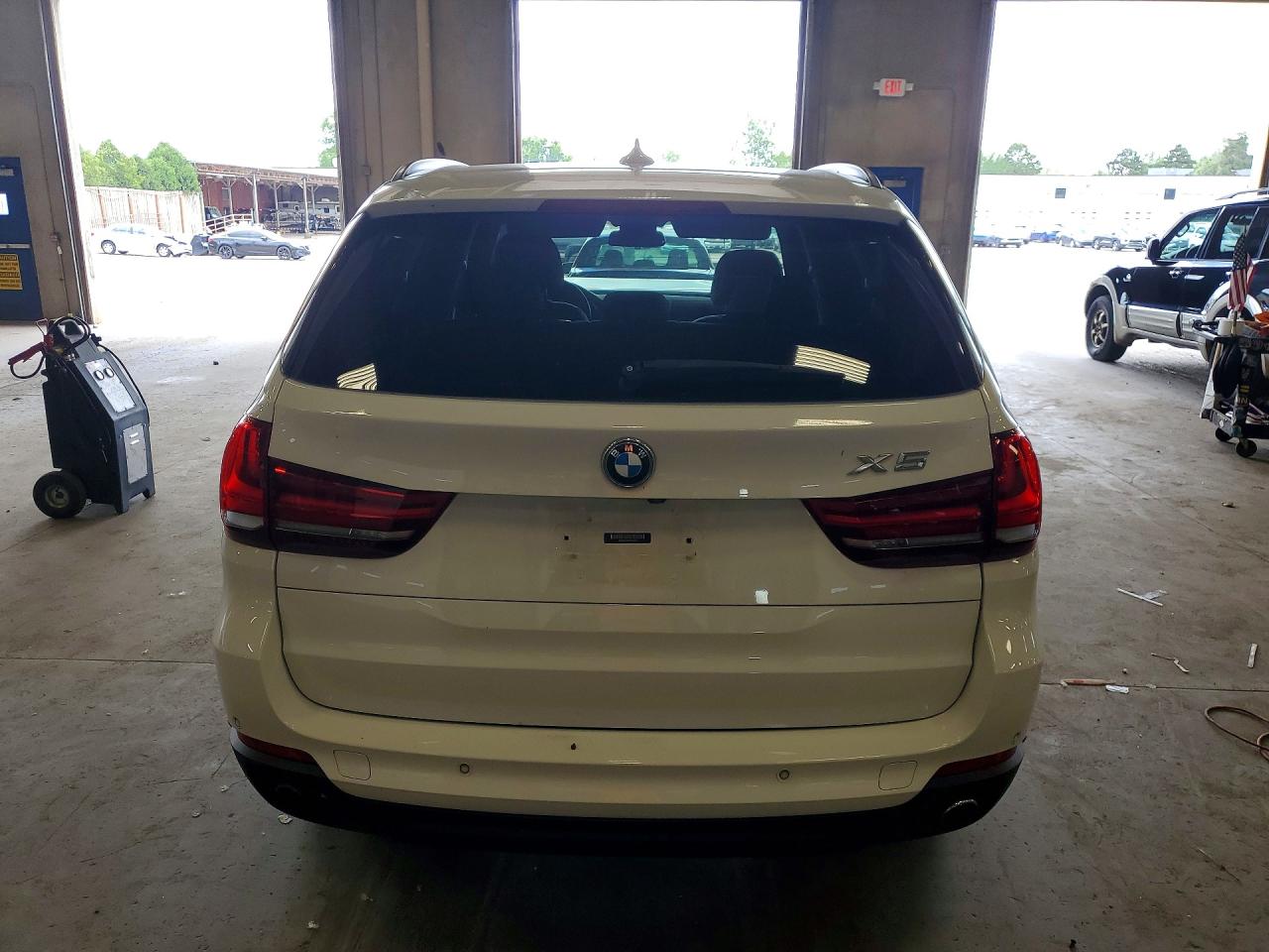 2015 Bmw X5 Xdrive35i White vin: 5UXKR0C59F0P14237