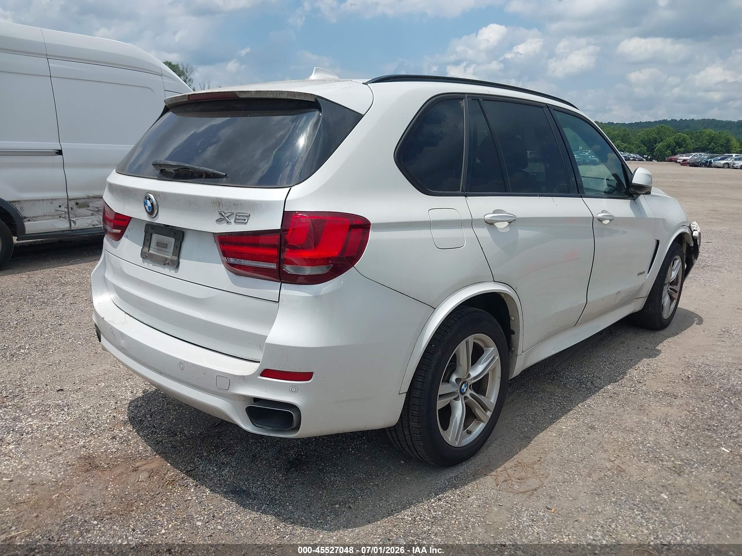2015 Bmw X5 Xdrive35i White vin: 5UXKR0C5XF0P11587