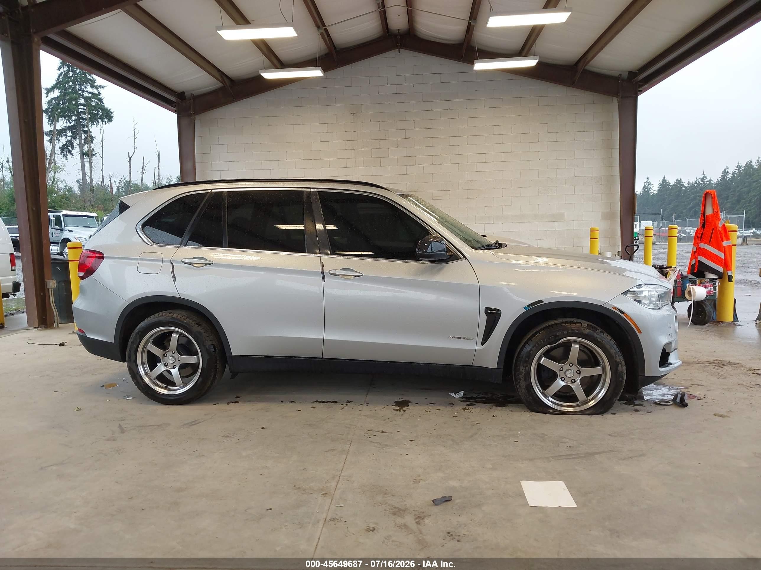 2016 Bmw X5 Xdrive35i Silver vin: 5UXKR0C5XG0P29833
