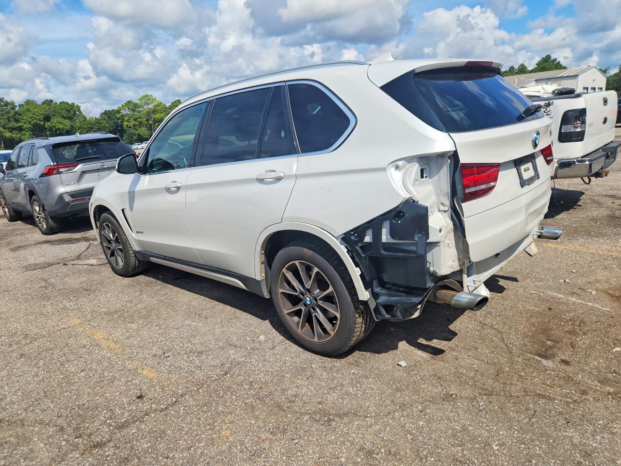 2017 Bmw X5 Xdrive35i White vin: 5UXKR0C5XH0V67106