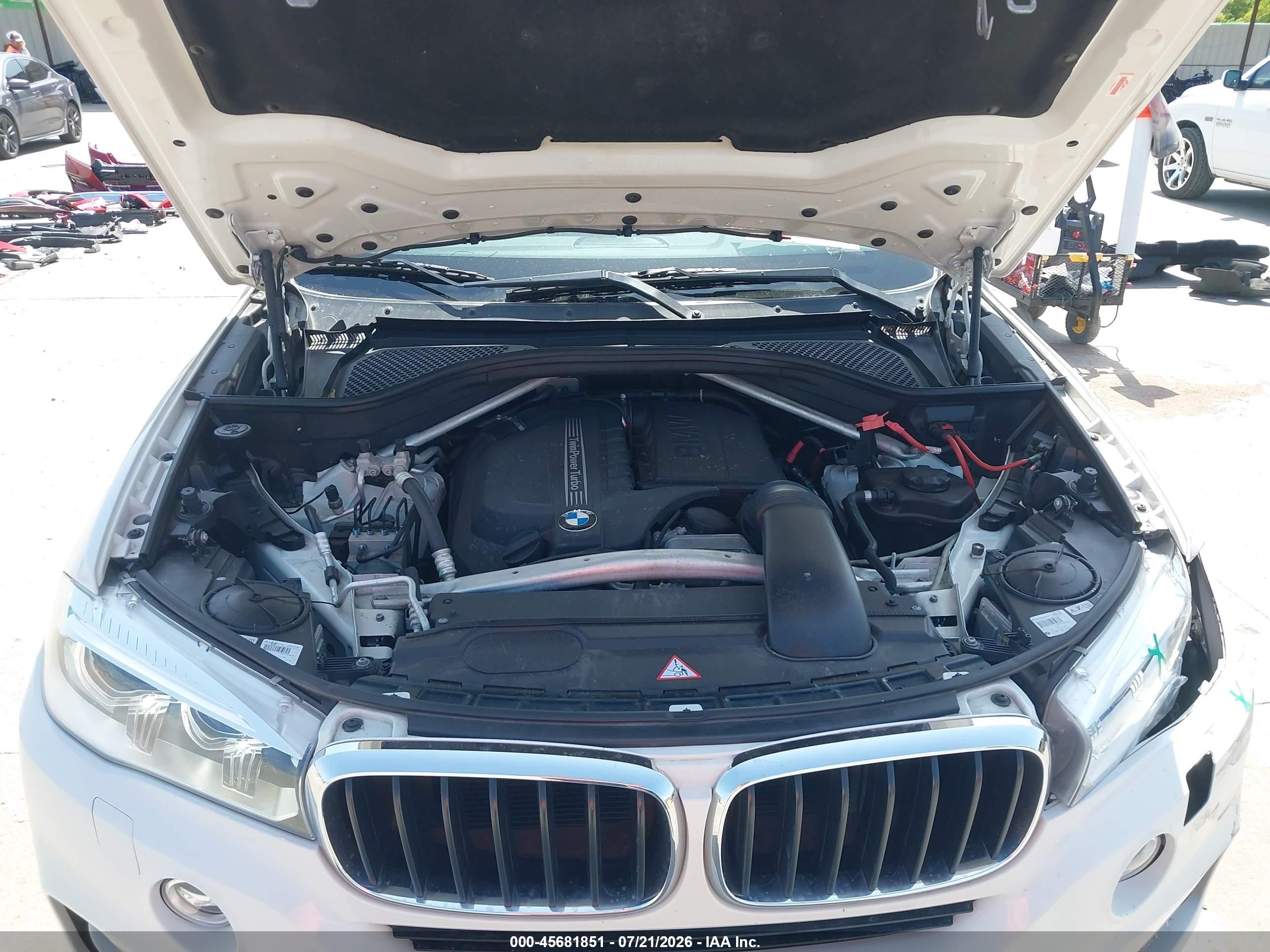 2014 Bmw X5 Sdrive35i White vin: 5UXKR2C51E0C00699