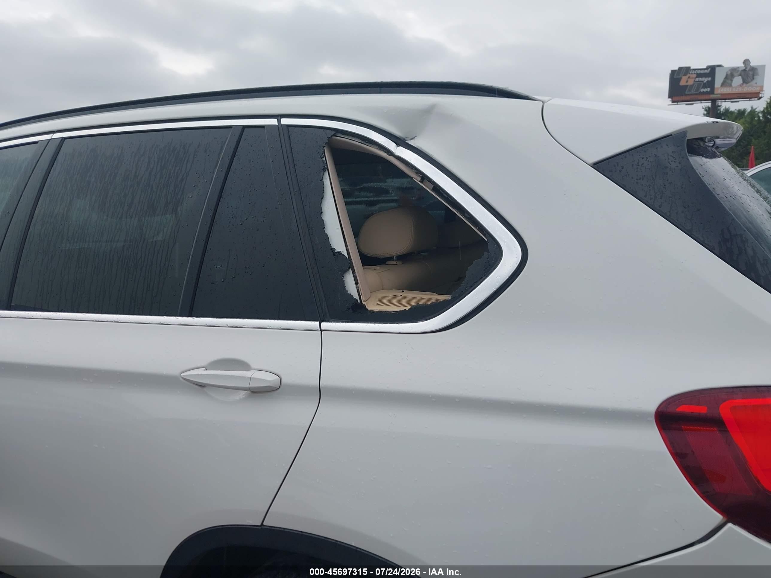 2014 Bmw X5 Sdrive35i White vin: 5UXKR2C51E0H34236