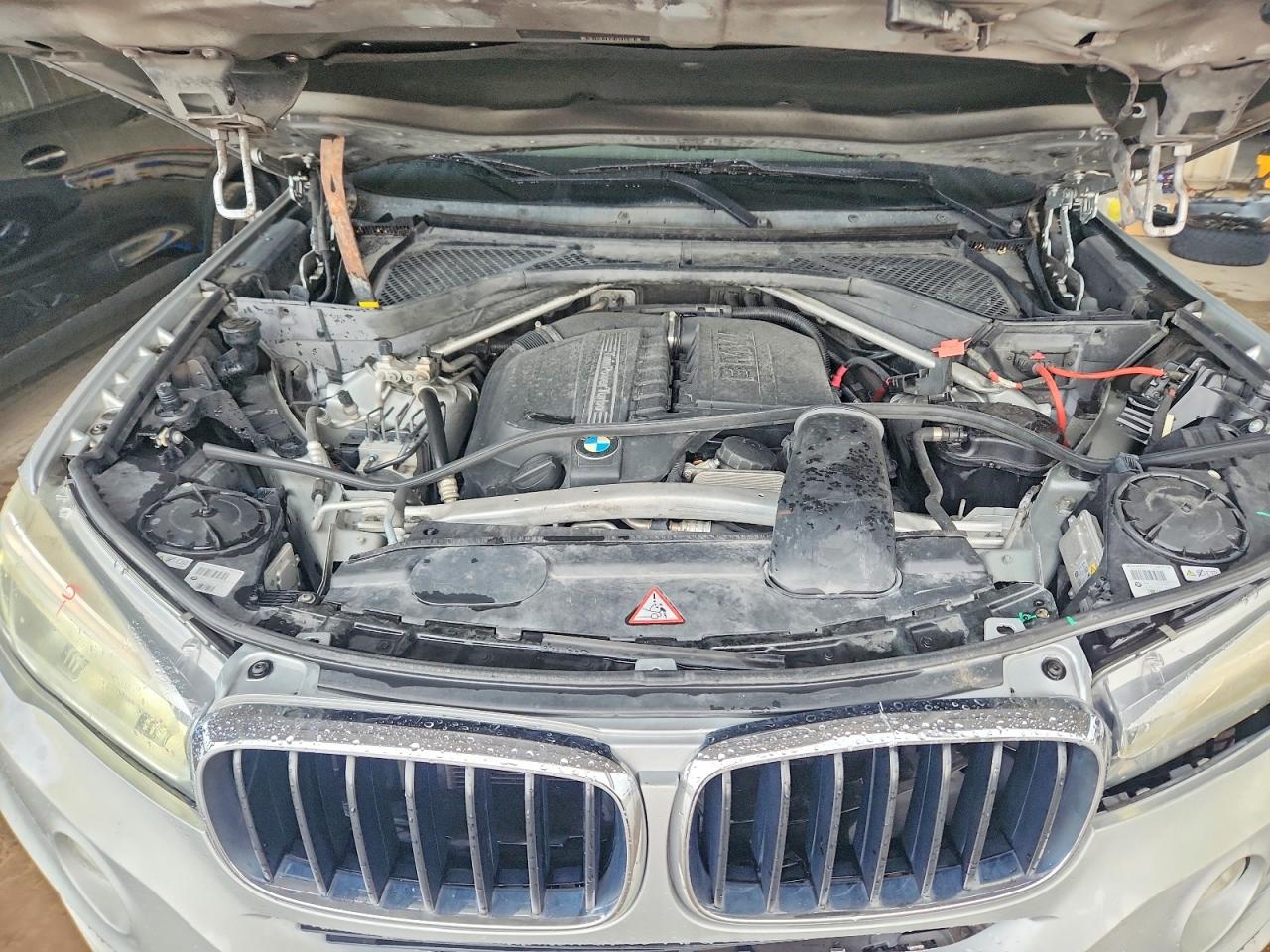 2015 Bmw X5 Sdrive35i Silver vin: 5UXKR2C51F0H37557