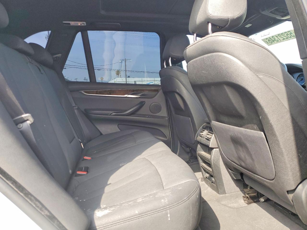 2018 Bmw X5 Белый vin: 5UXKR2C51J0X07724