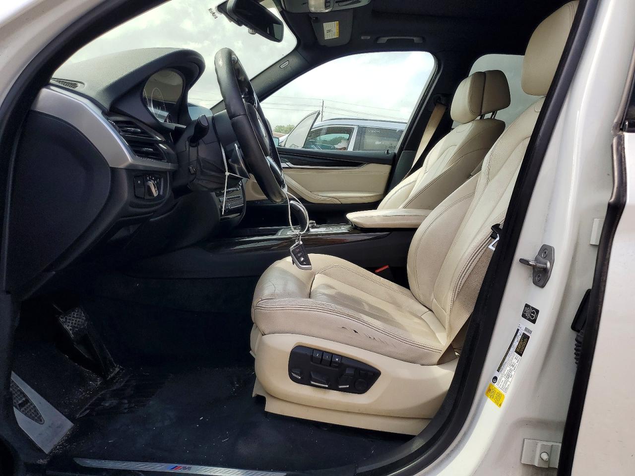 2014 Bmw X5 Sdrive35i White vin: 5UXKR2C52E0H34780