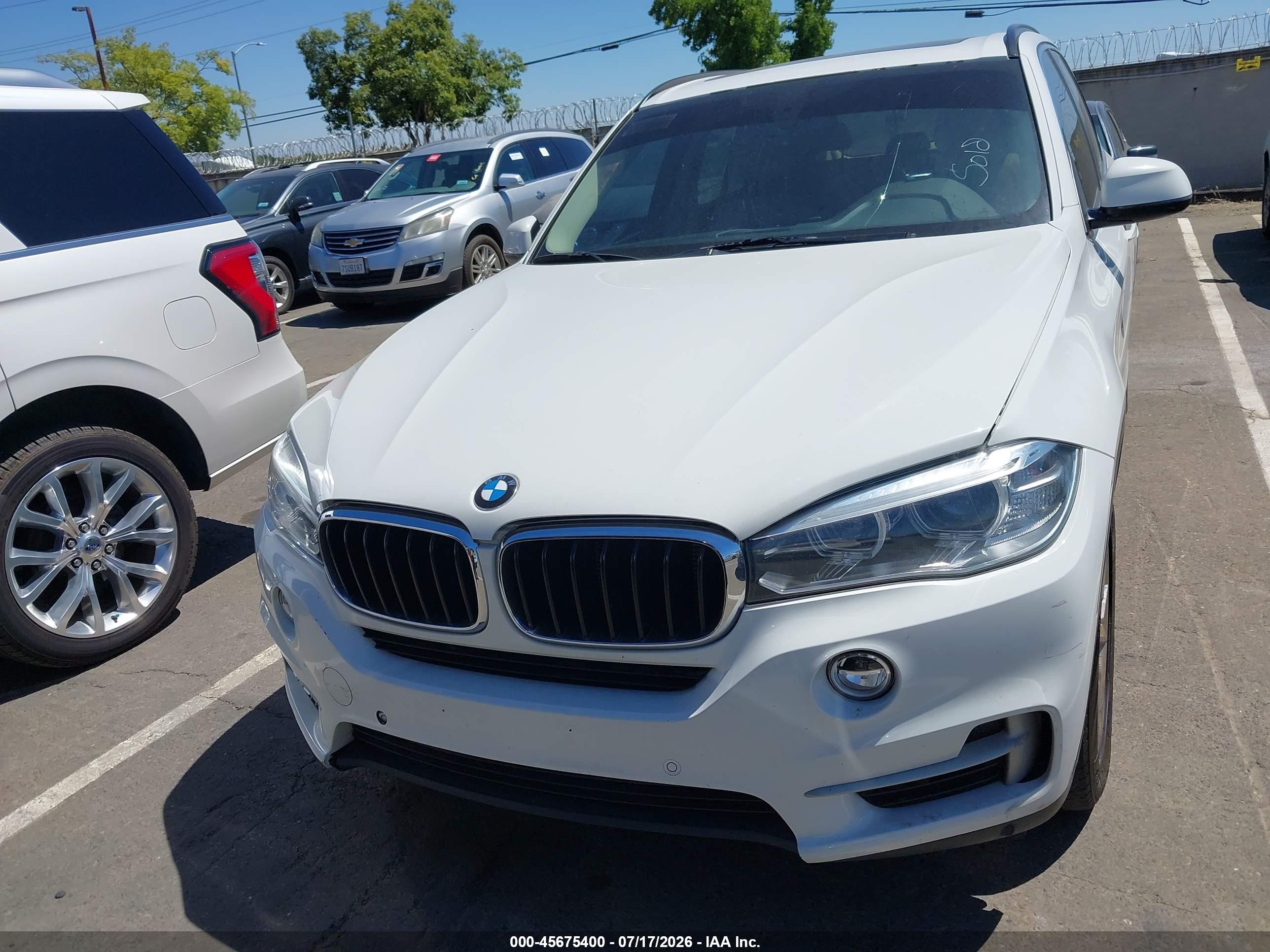 2015 Bmw X5 Sdrive35i White vin: 5UXKR2C53F0H37043