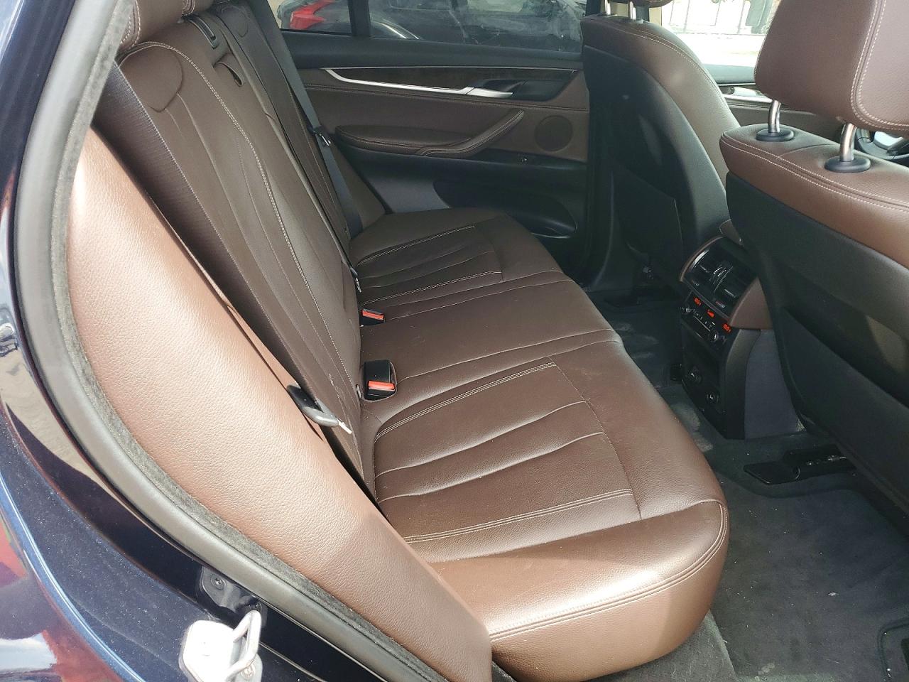 2015 Bmw X5 Sdrive35i Черный vin: 5UXKR2C58F0H37197