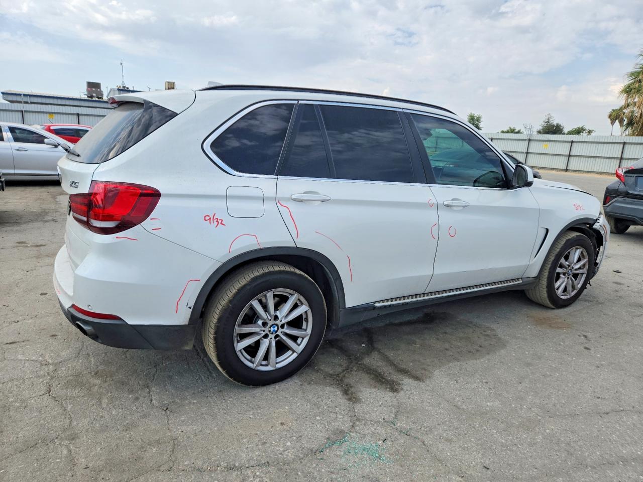 2015 Bmw X5 Sdrive35i White vin: 5UXKR2C5XF0H39095