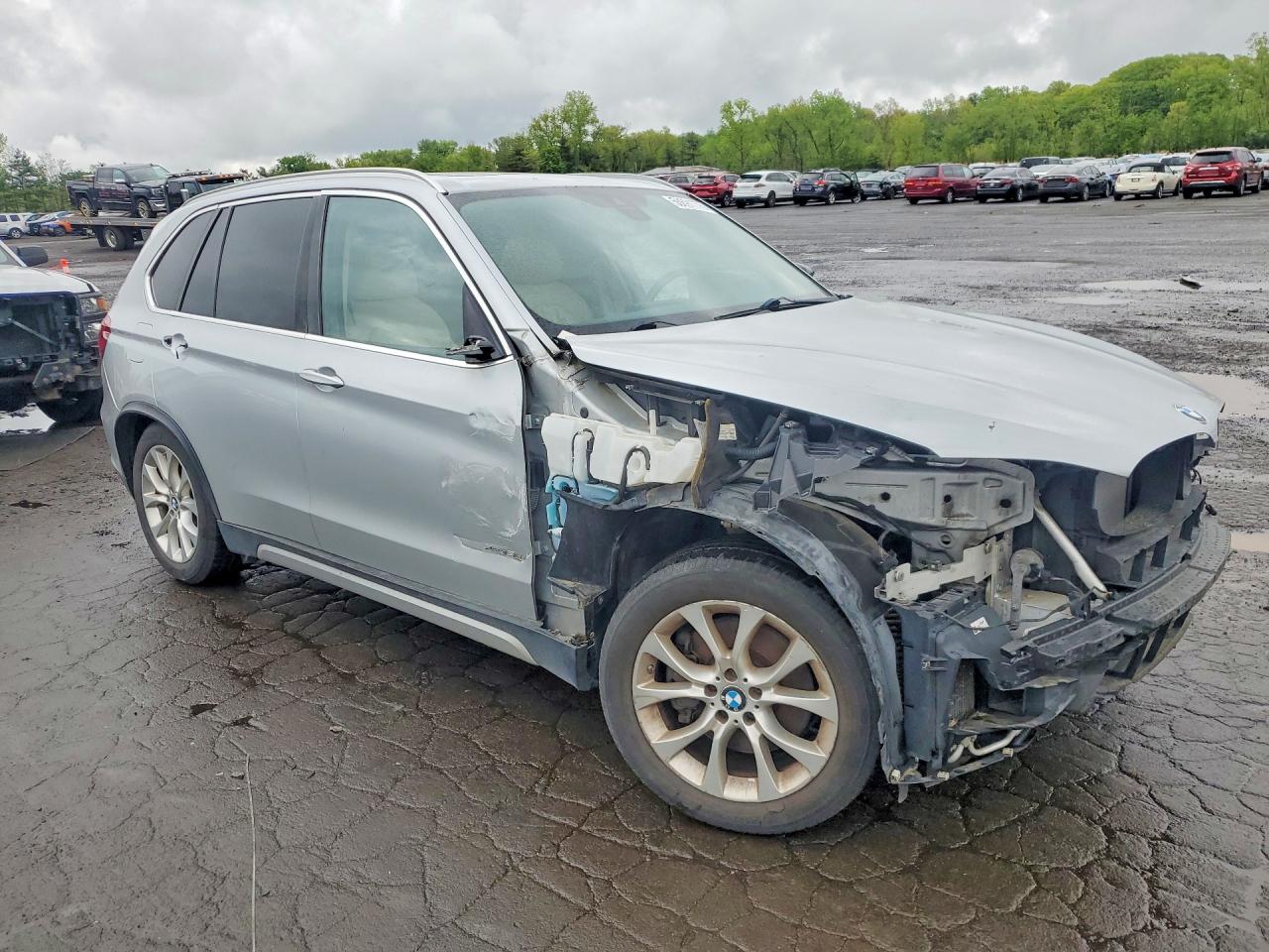 2015 Bmw X5 Xdrive50i Серебряный vin: 5UXKR6C50F0J74425