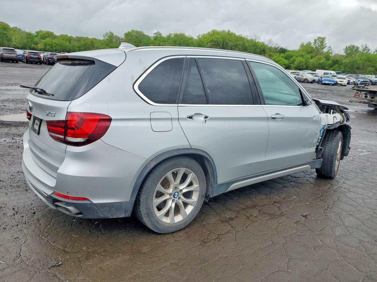 2015 Bmw X5 Xdrive50i Серебряный vin: 5UXKR6C50F0J74425