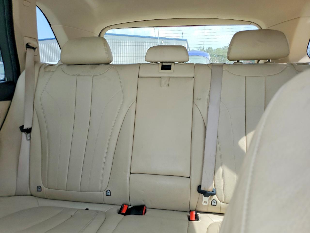 2015 Bmw X5 Xdrive50i Белый vin: 5UXKR6C50F0J77583