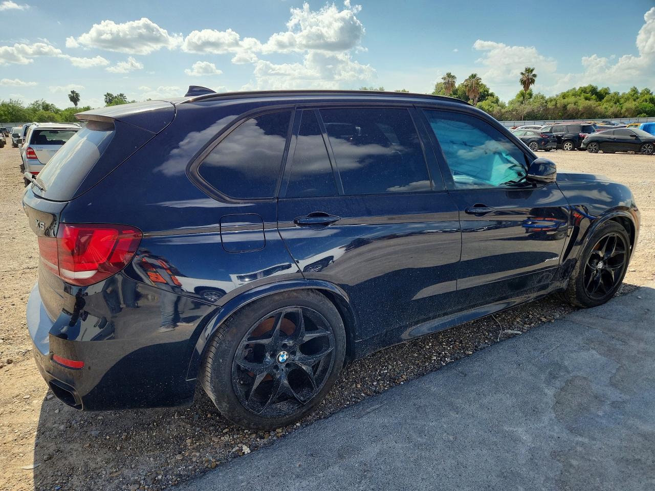 2015 Bmw X5 Xdrive50i Blue vin: 5UXKR6C53F0J77416
