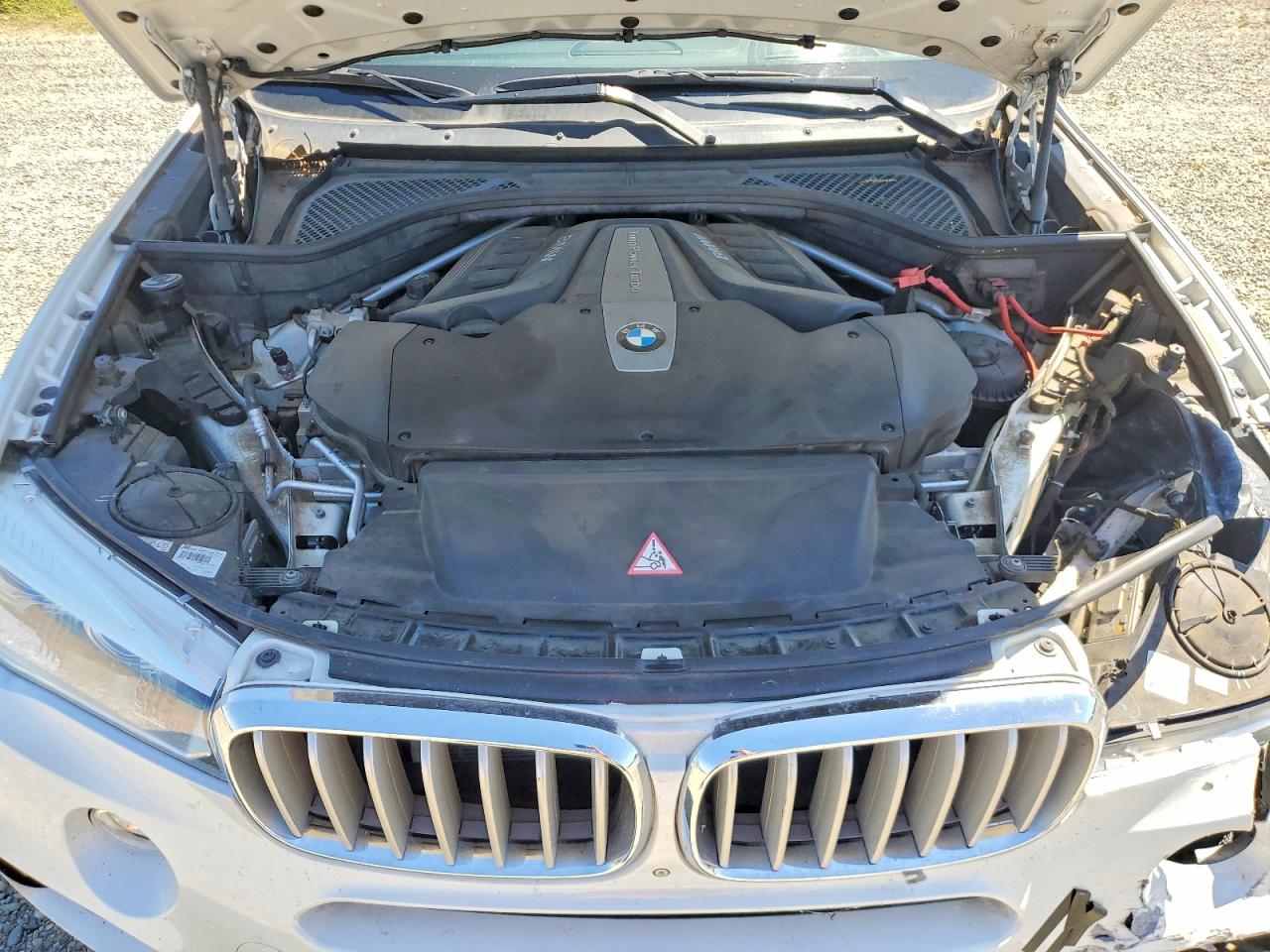 2014 Bmw X5 Xdrive50i White vin: 5UXKR6C54E0C02454