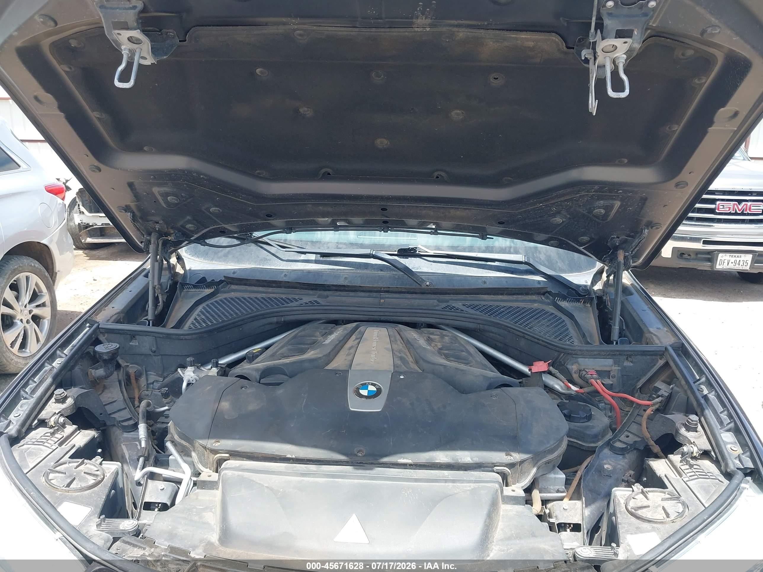 2015 Bmw X5 Xdrive50i Черный vin: 5UXKR6C54F0J77165