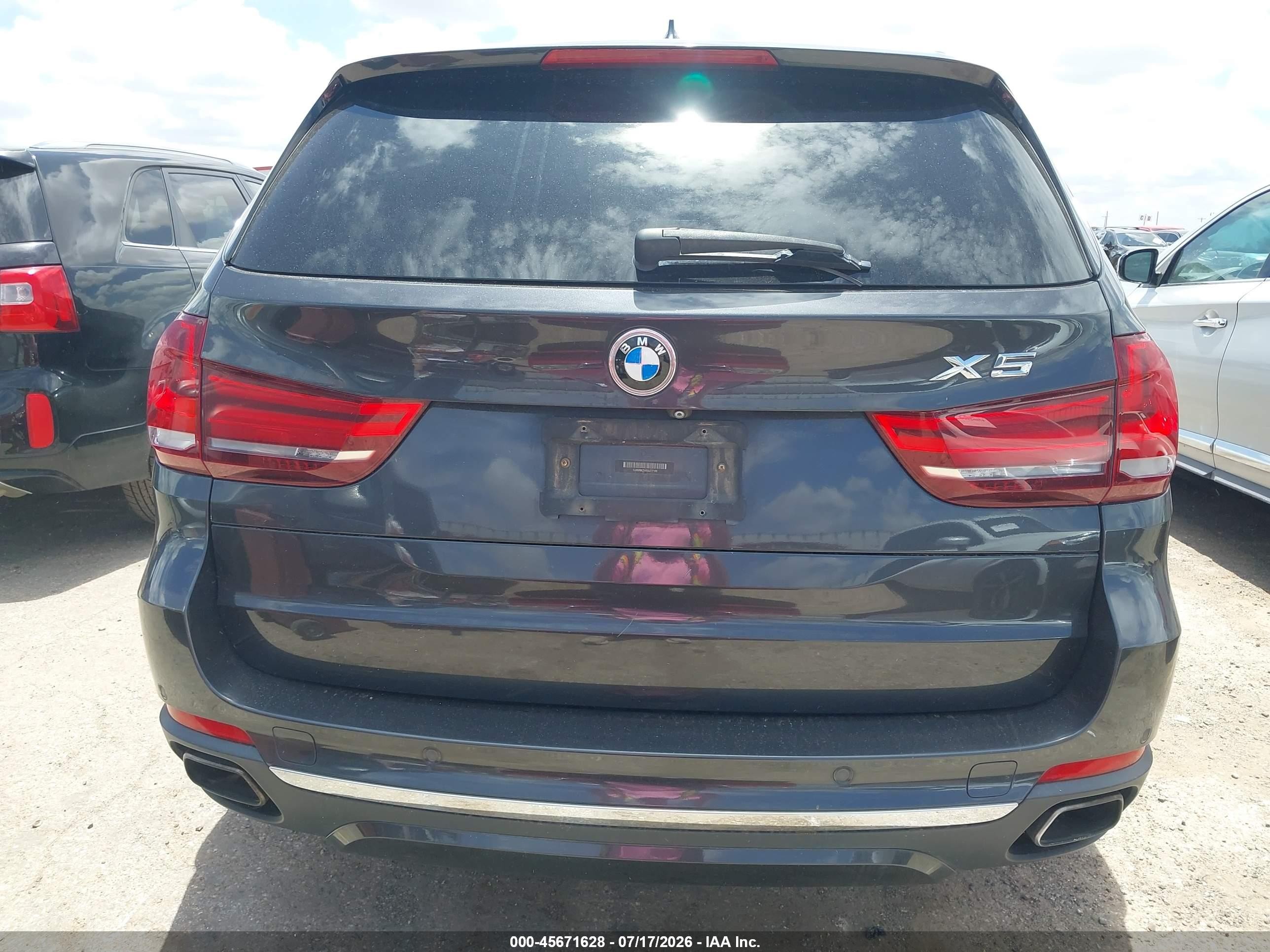 2015 Bmw X5 Xdrive50i Черный vin: 5UXKR6C54F0J77165