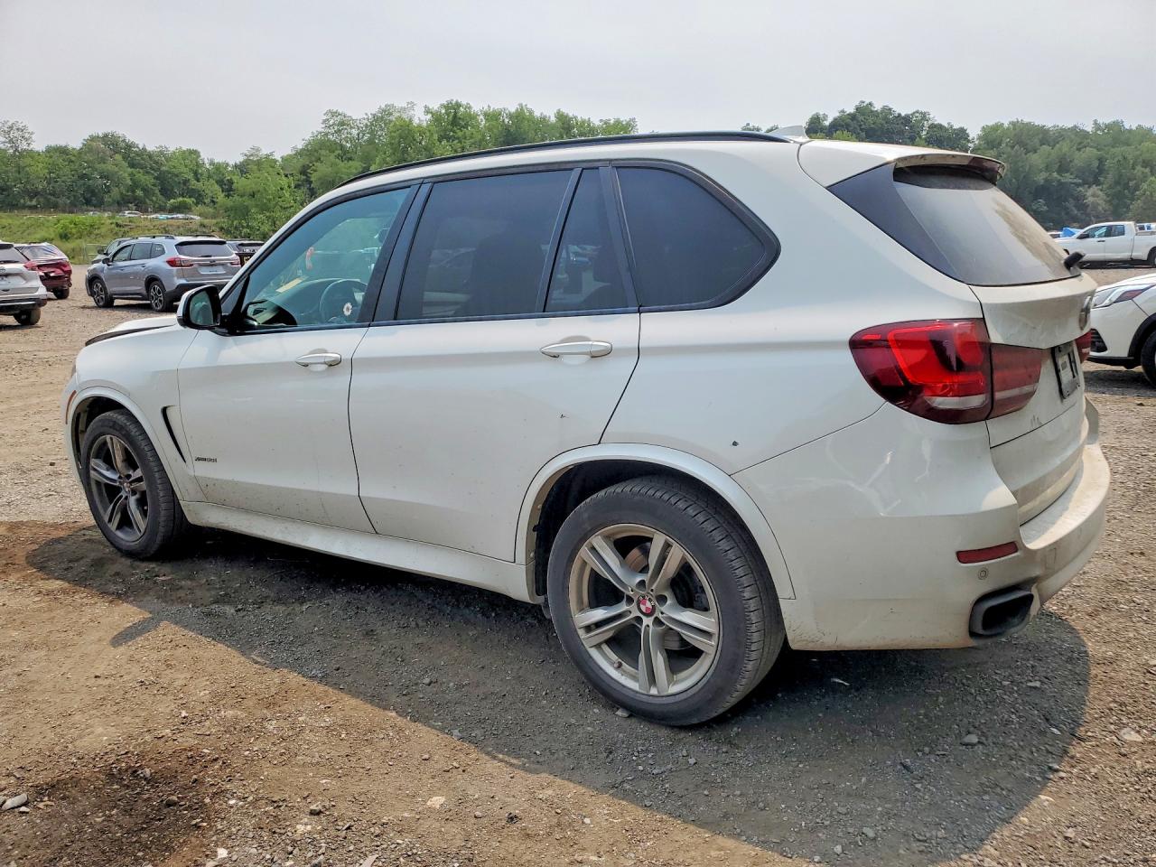 2015 Bmw X5 Xdrive50i Белый vin: 5UXKR6C55F0J75697